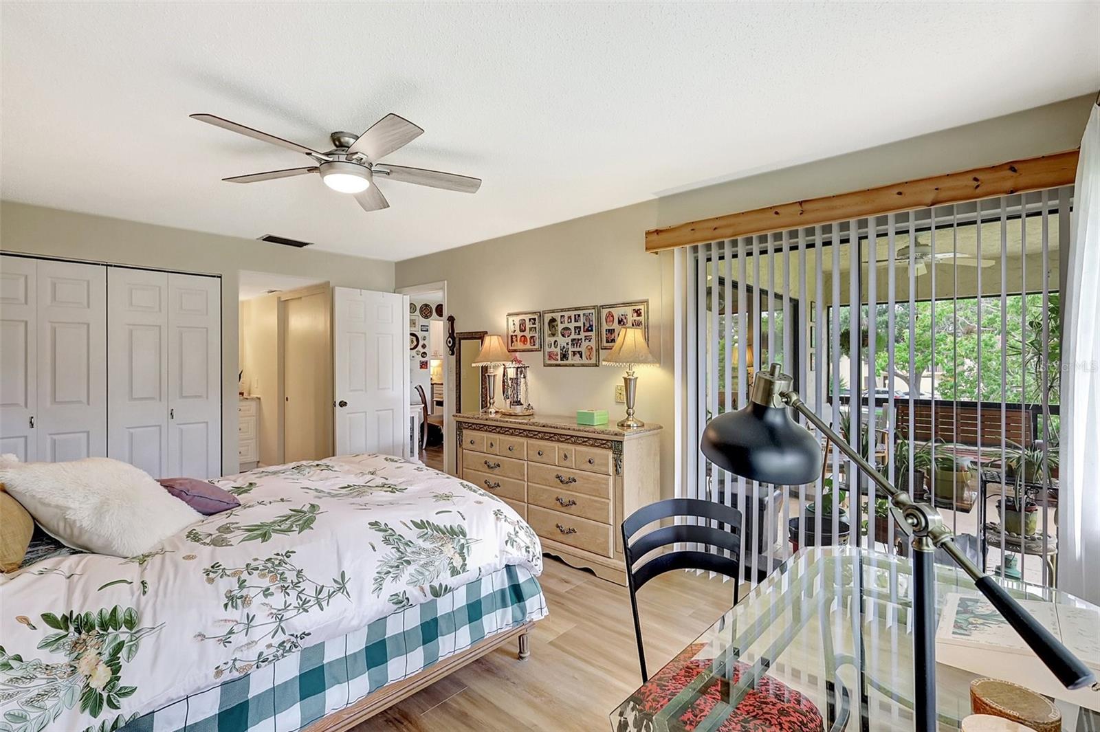 4646 LONGWATER CHASE, #98, Sarasota, FL 34235