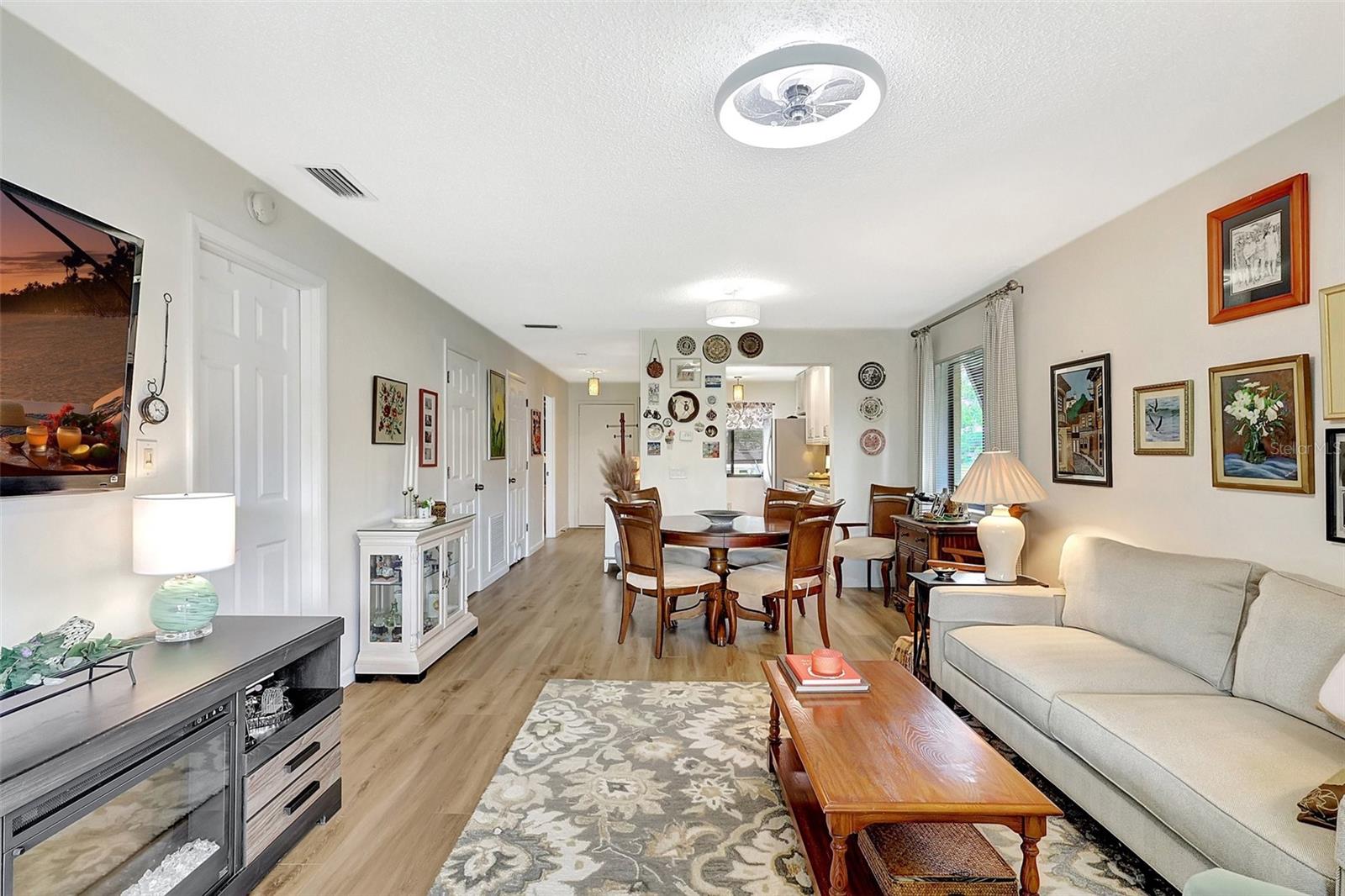 4646 LONGWATER CHASE, #98, Sarasota, FL 34235