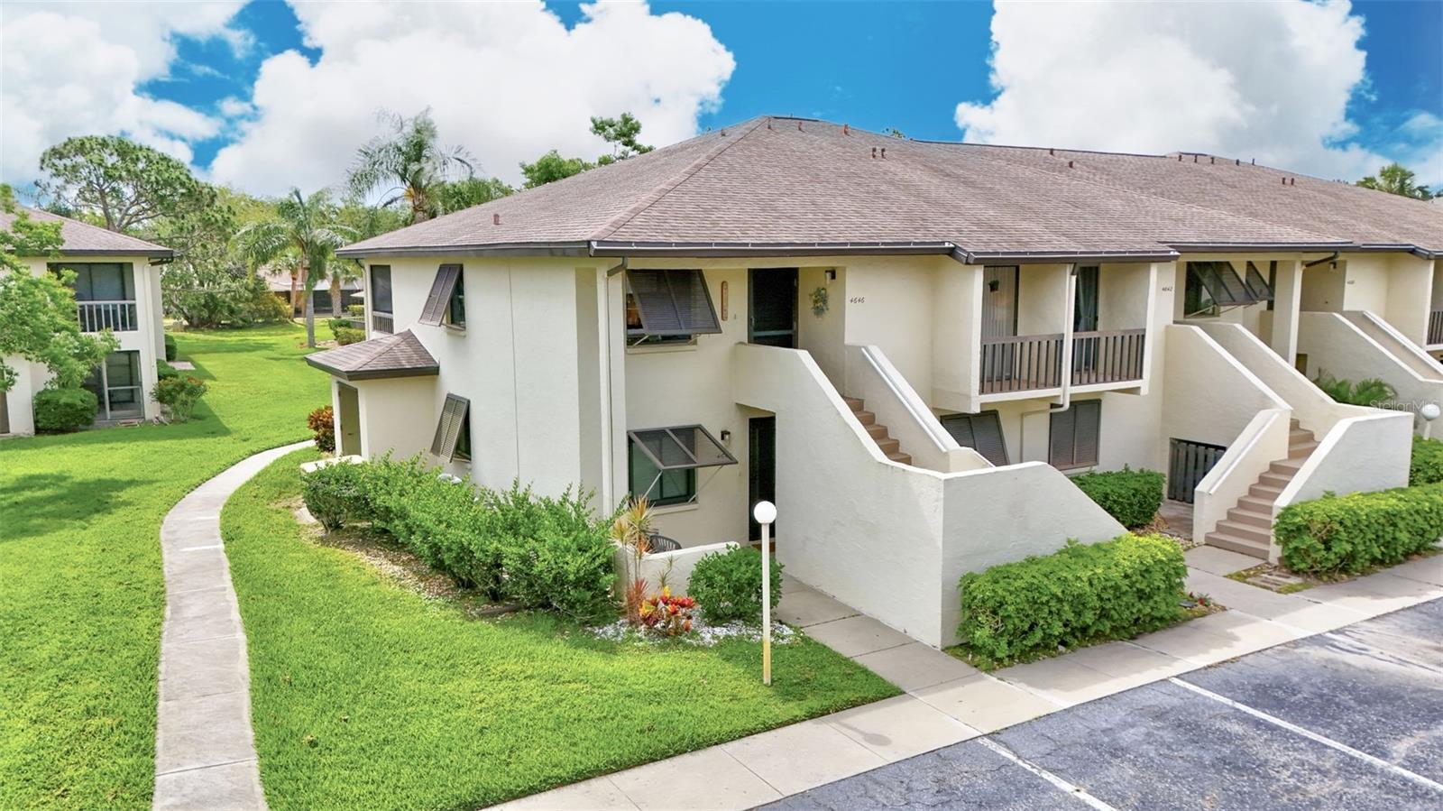 4646 LONGWATER CHASE, #98, Sarasota, FL 34235