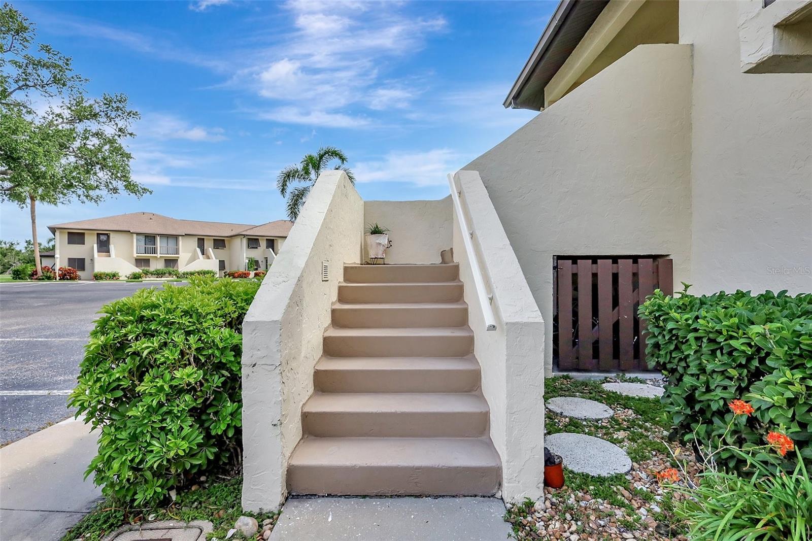 4646 LONGWATER CHASE, #98, Sarasota, FL 34235
