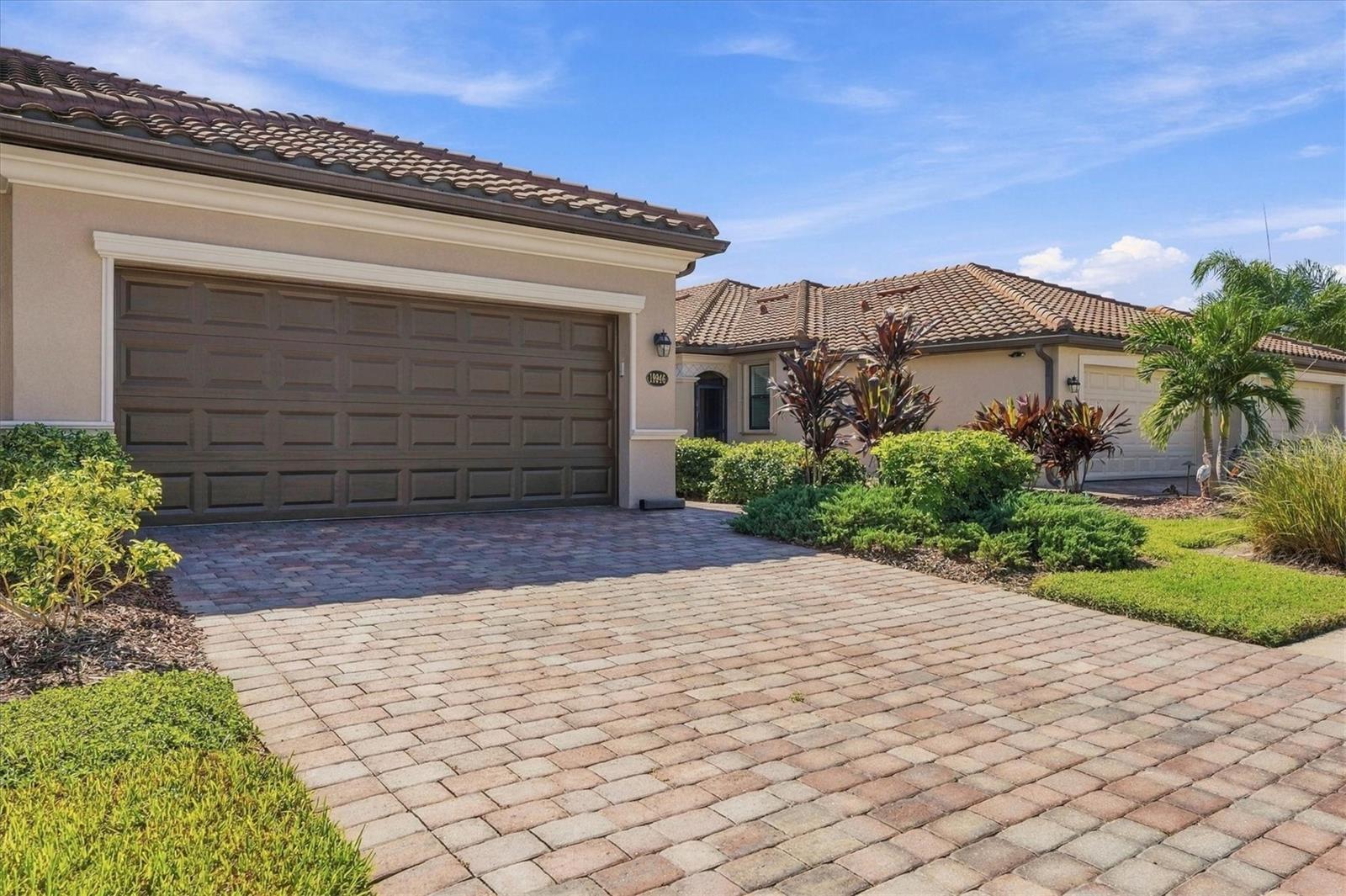 2-Car Garage