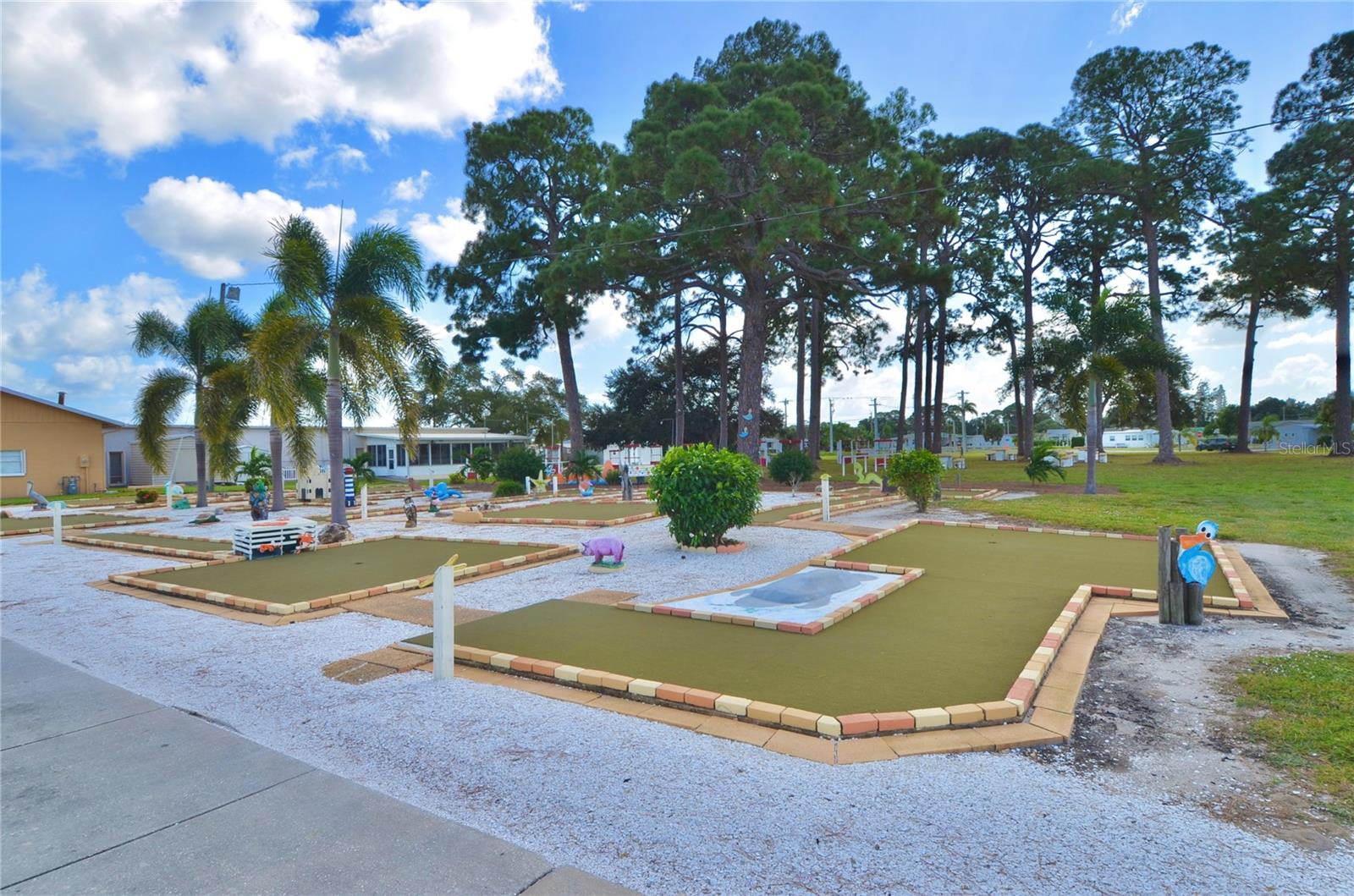 Community Miniature Golf Community Miniature Golf