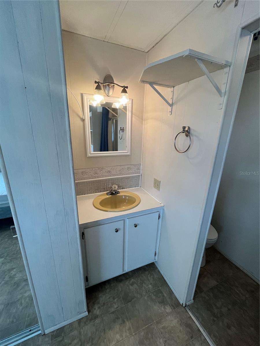 724 LOCARNO DRIVE, Venice, FL 34285