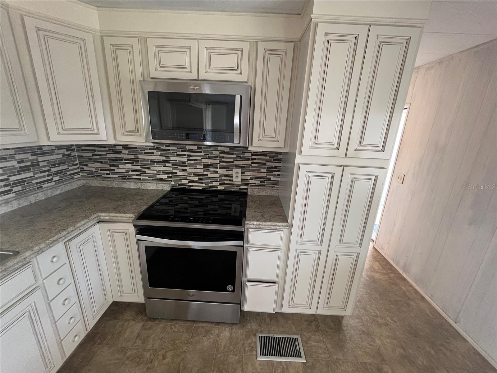 724 LOCARNO DRIVE, Venice, FL 34285