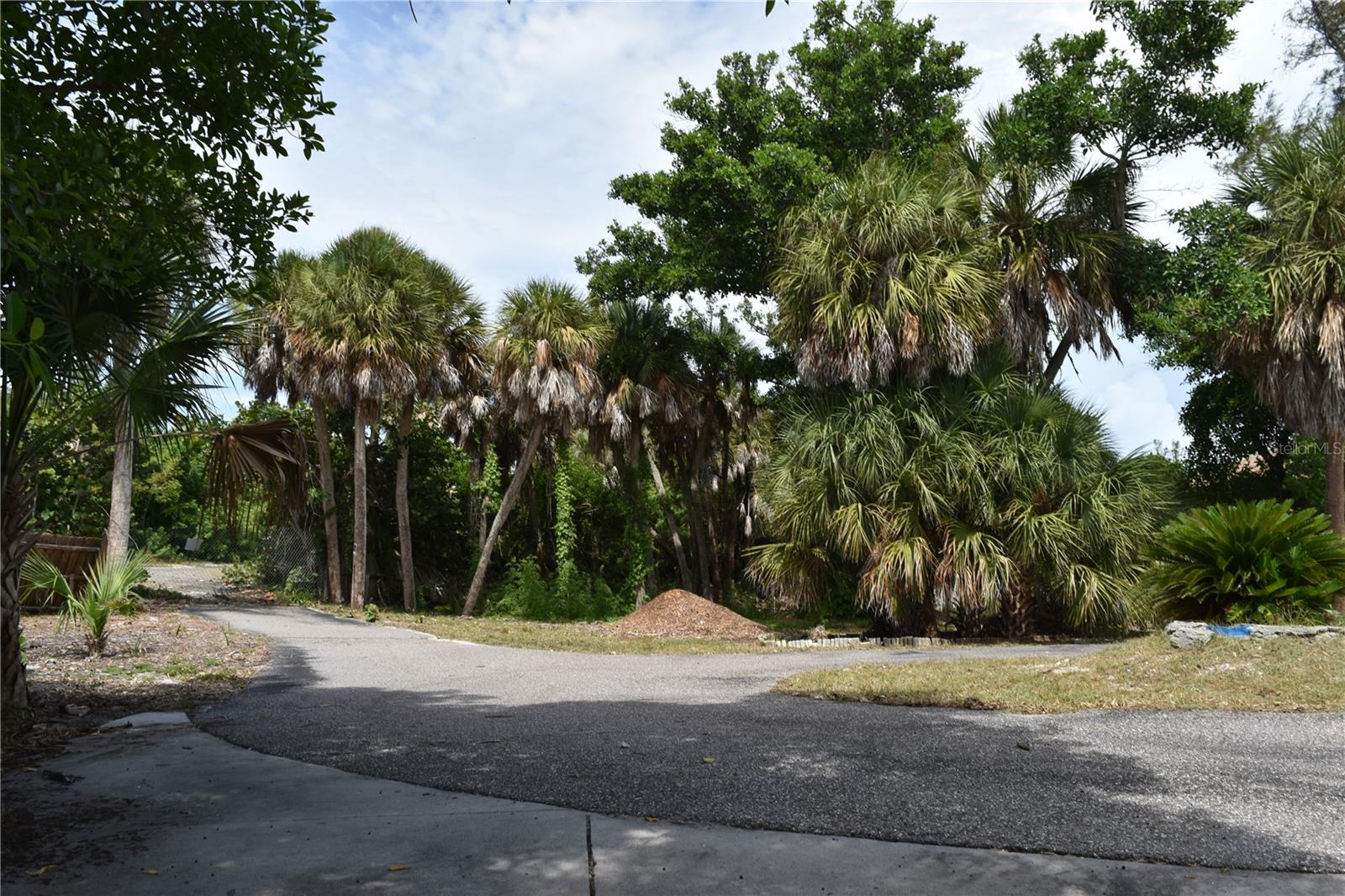 8475 MANASOTA KEY ROAD, Englewood, FL 34223