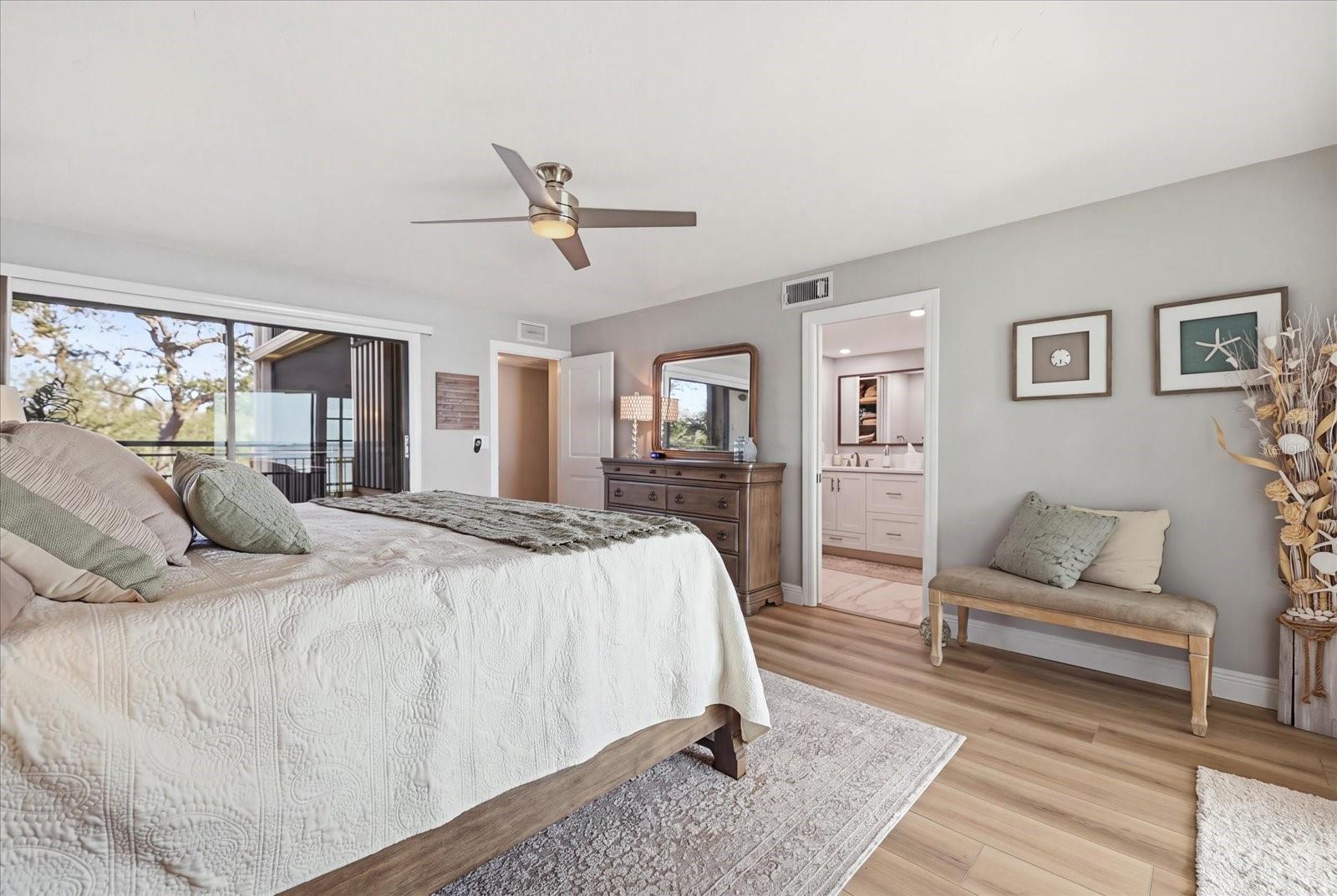 6460 MOURNING DOVE DRIVE, #305, Bradenton, FL 34210