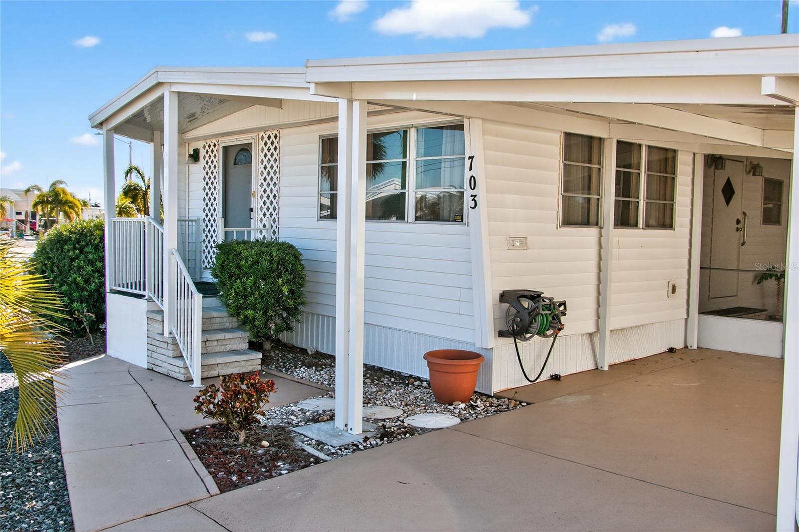 703 S GREEN CIRCLE, Venice, FL 34285