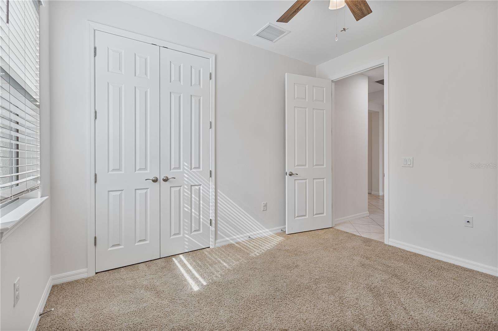 Bed 4 closet