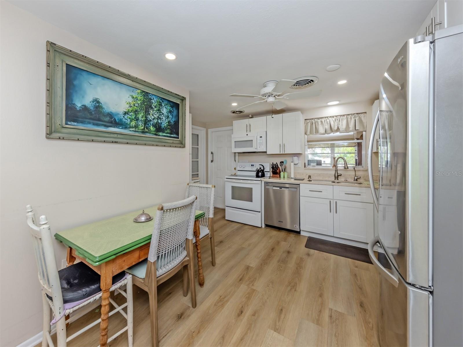 Dinette and kitchen