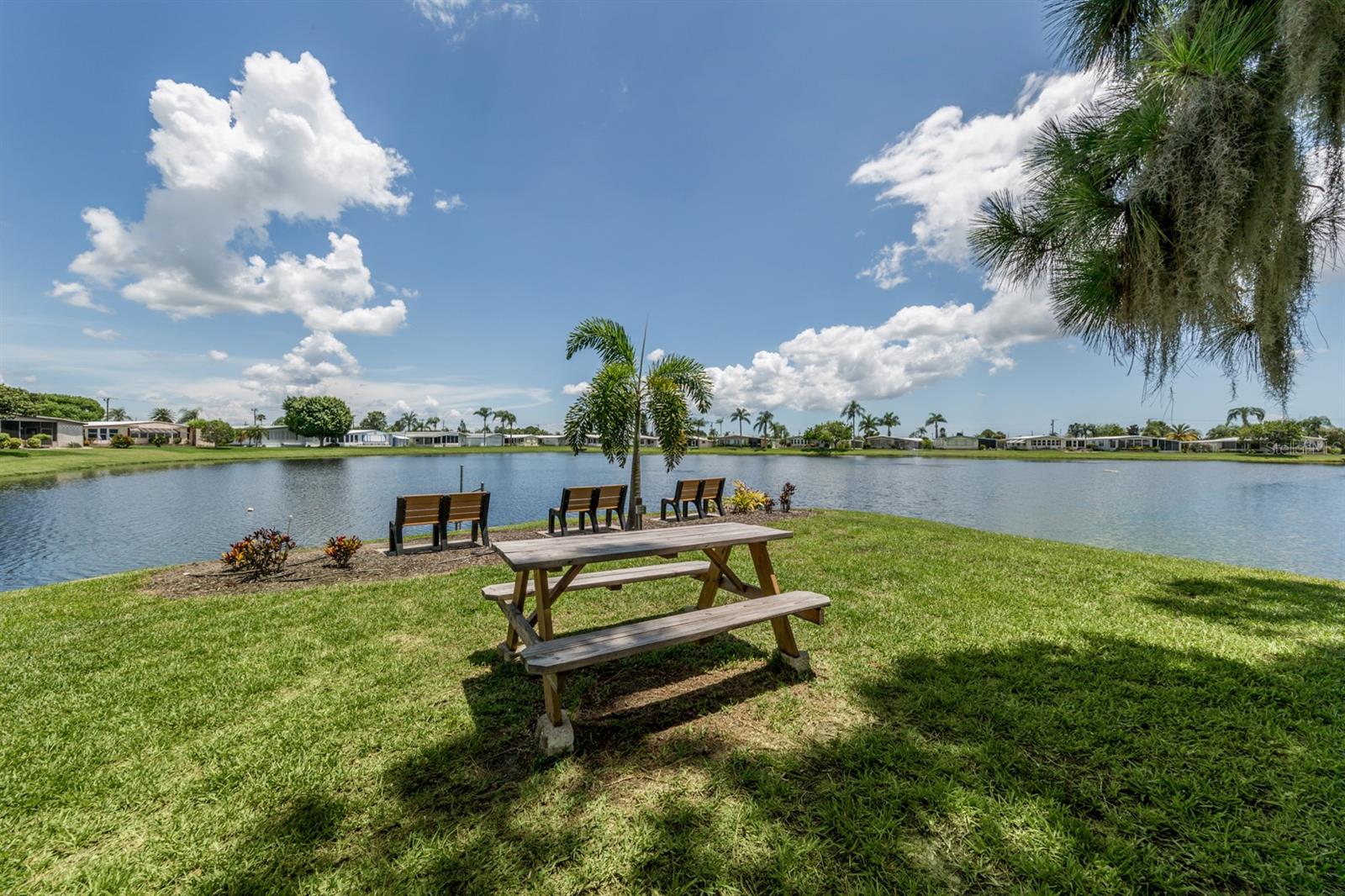 492 SCHOONER STREET, North Port, FL 34287