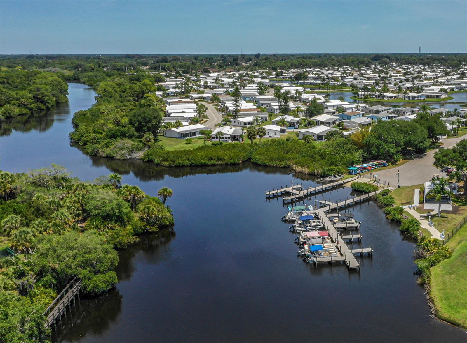 492 SCHOONER STREET, North Port, FL 34287