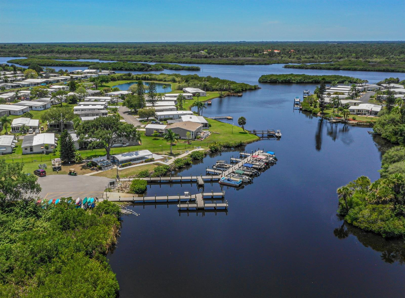 492 SCHOONER STREET, North Port, FL 34287
