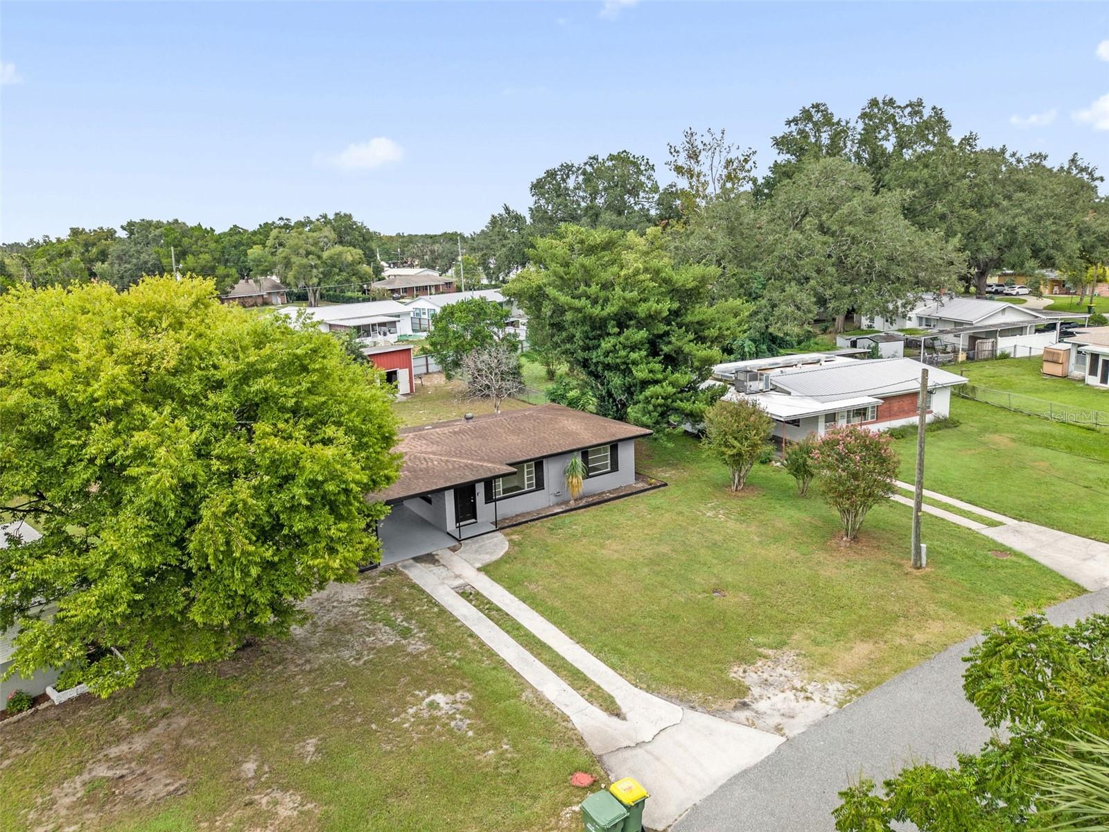 2012 HELMS AVENUE, Leesburg, FL 34748 2012 HELMS AVENUE, Leesburg, FL 34748