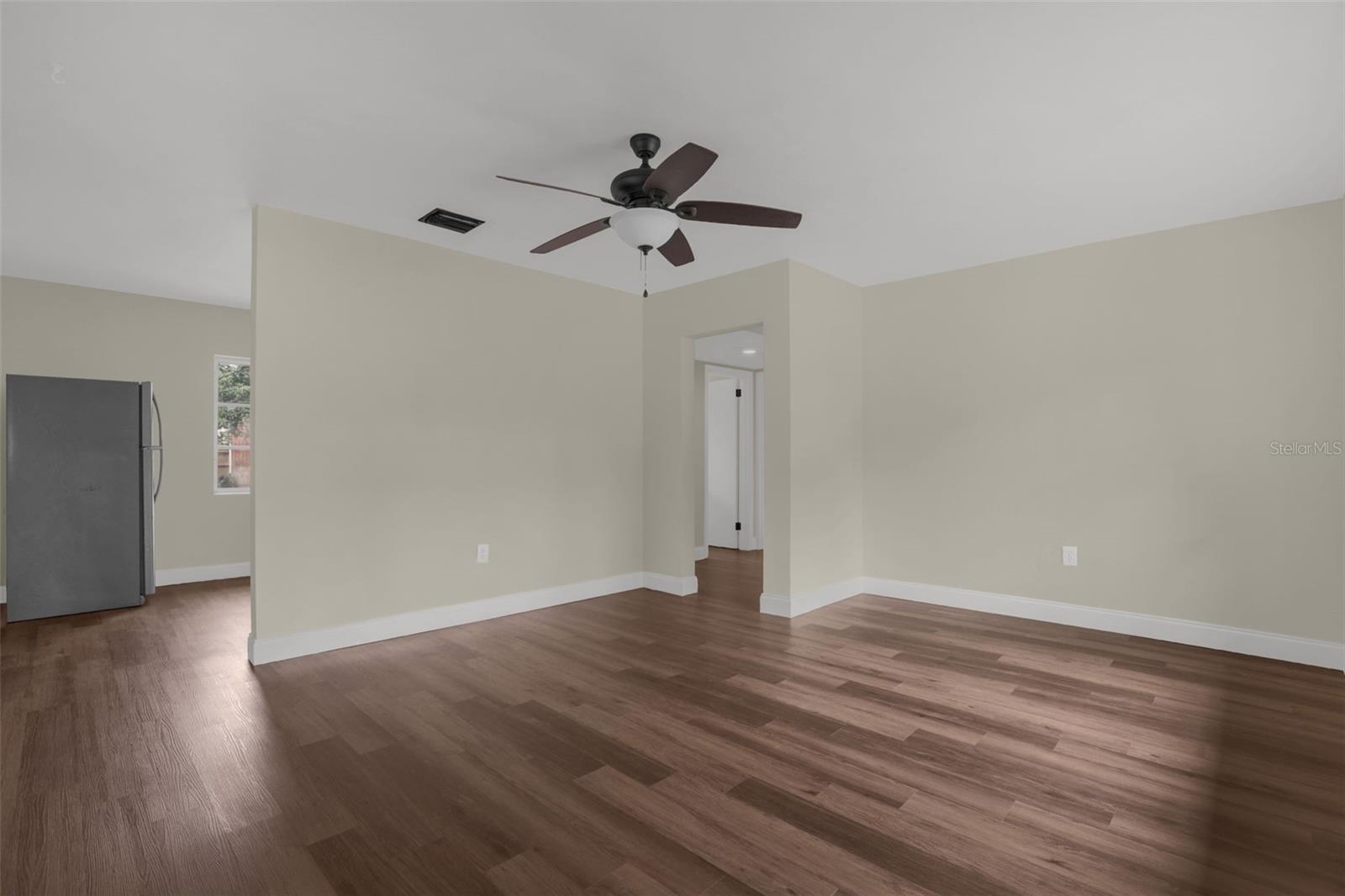 2012 HELMS AVENUE, Leesburg, FL 34748