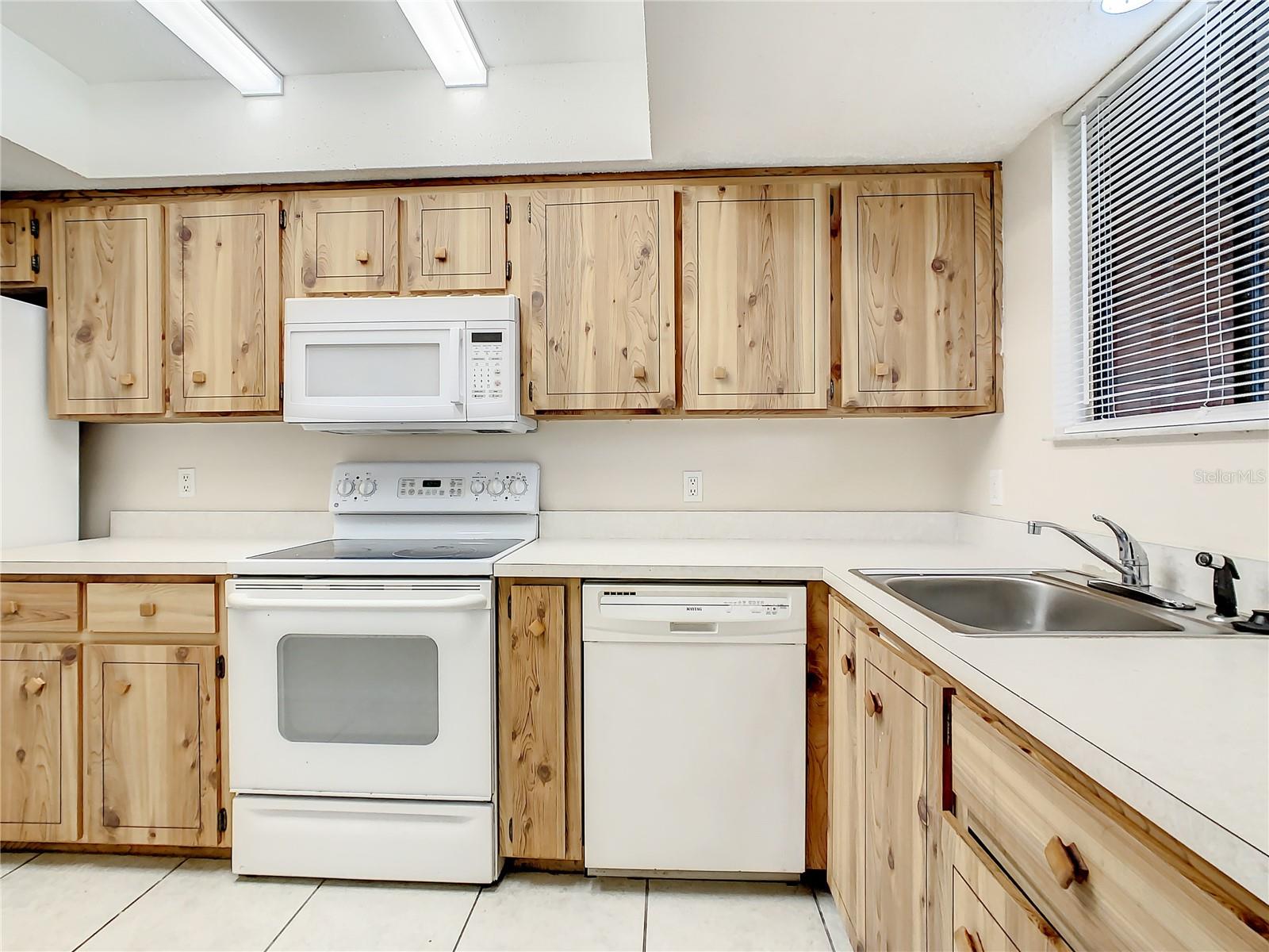232 N RIDGEWOOD AVENUE, #G41, Edgewater, FL 32132