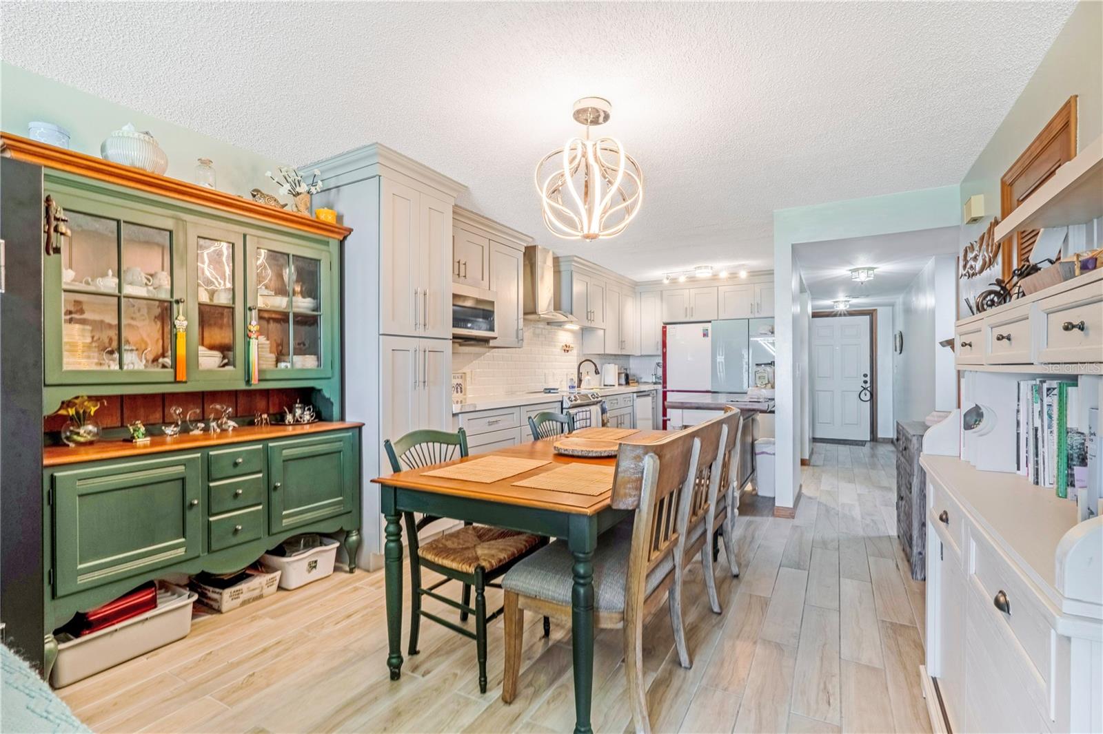 2222 OCEAN SHORE BOULEVARD, #102B, Ormond Beach, FL 32176 2222 OCEAN SHORE BOULEVARD, #102B, Ormond Beach, FL 32176