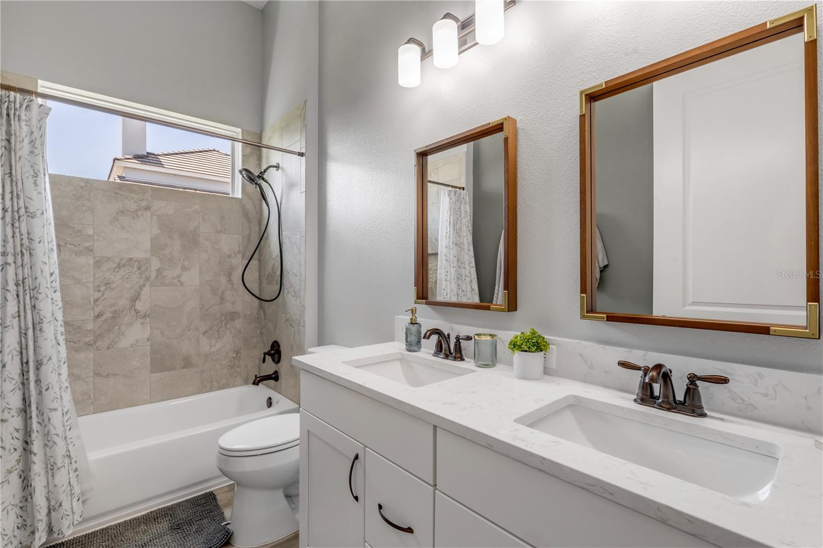 3055 ISOLA BELLA BOULEVARD, Mount Dora, FL 32757