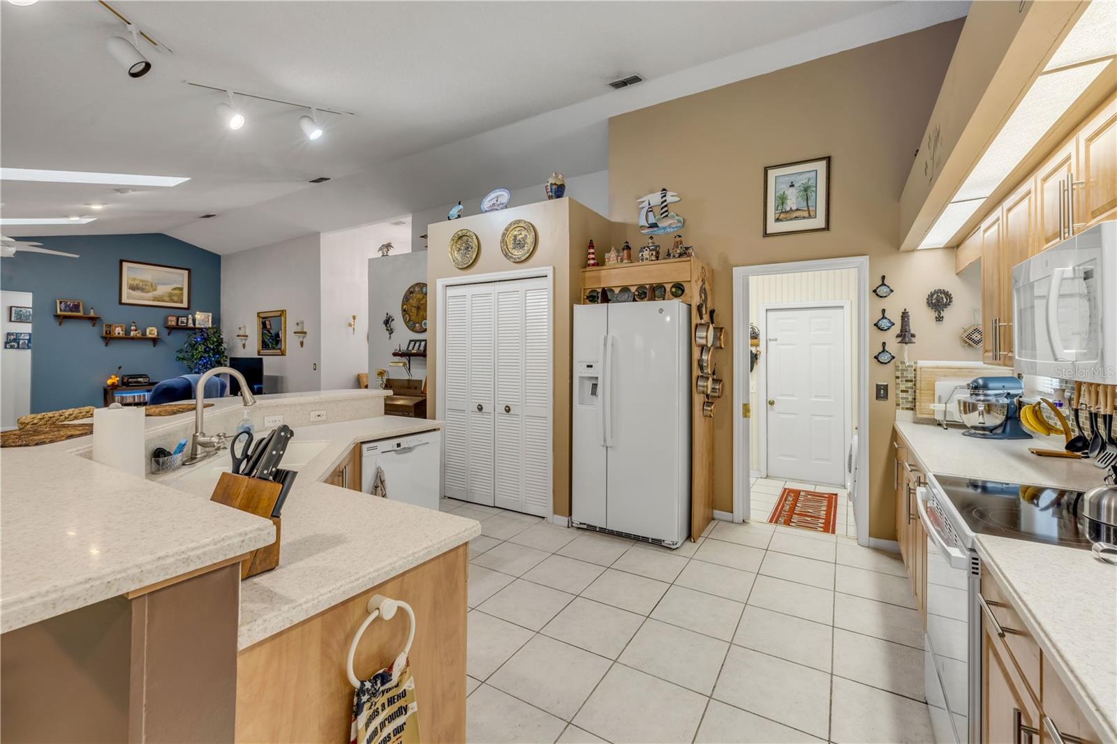 107 MUIRFIELD DRIVE, Daytona Beach, FL 32114