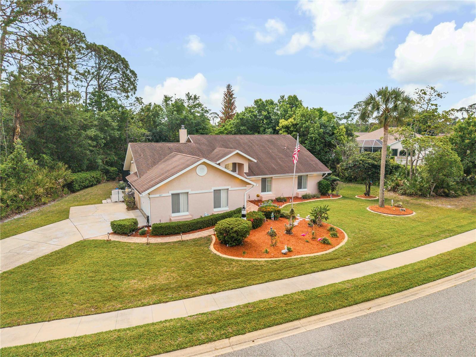 107 MUIRFIELD DRIVE, Daytona Beach, FL 32114