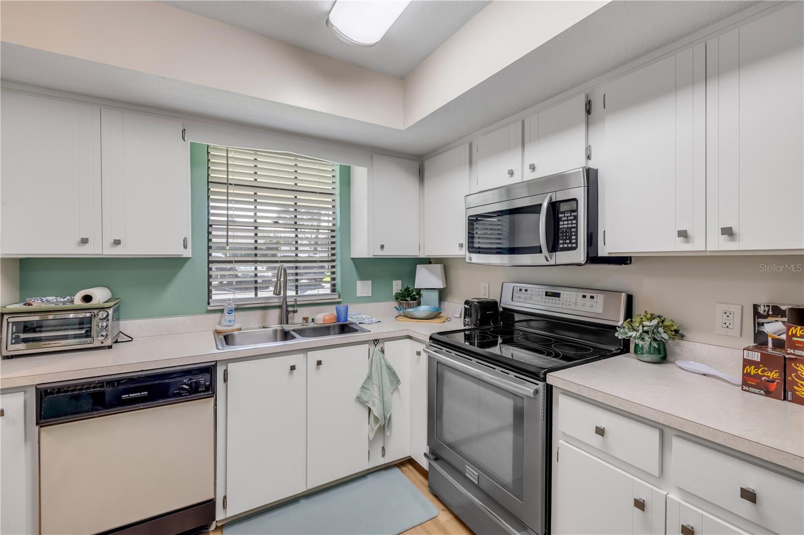 232 N RIDGEWOOD AVENUE, #23, Edgewater, FL 32132