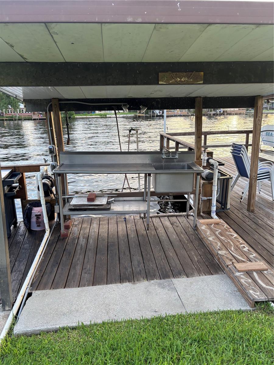 1640 JUNO TRAIL, #205-F, Astor, FL 32102