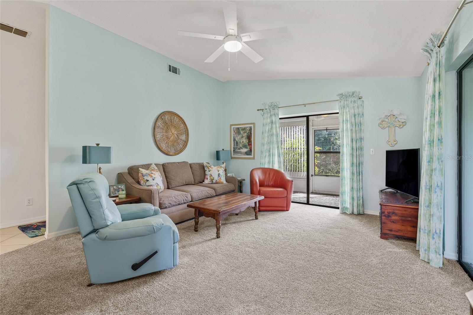 Living Area Living Area