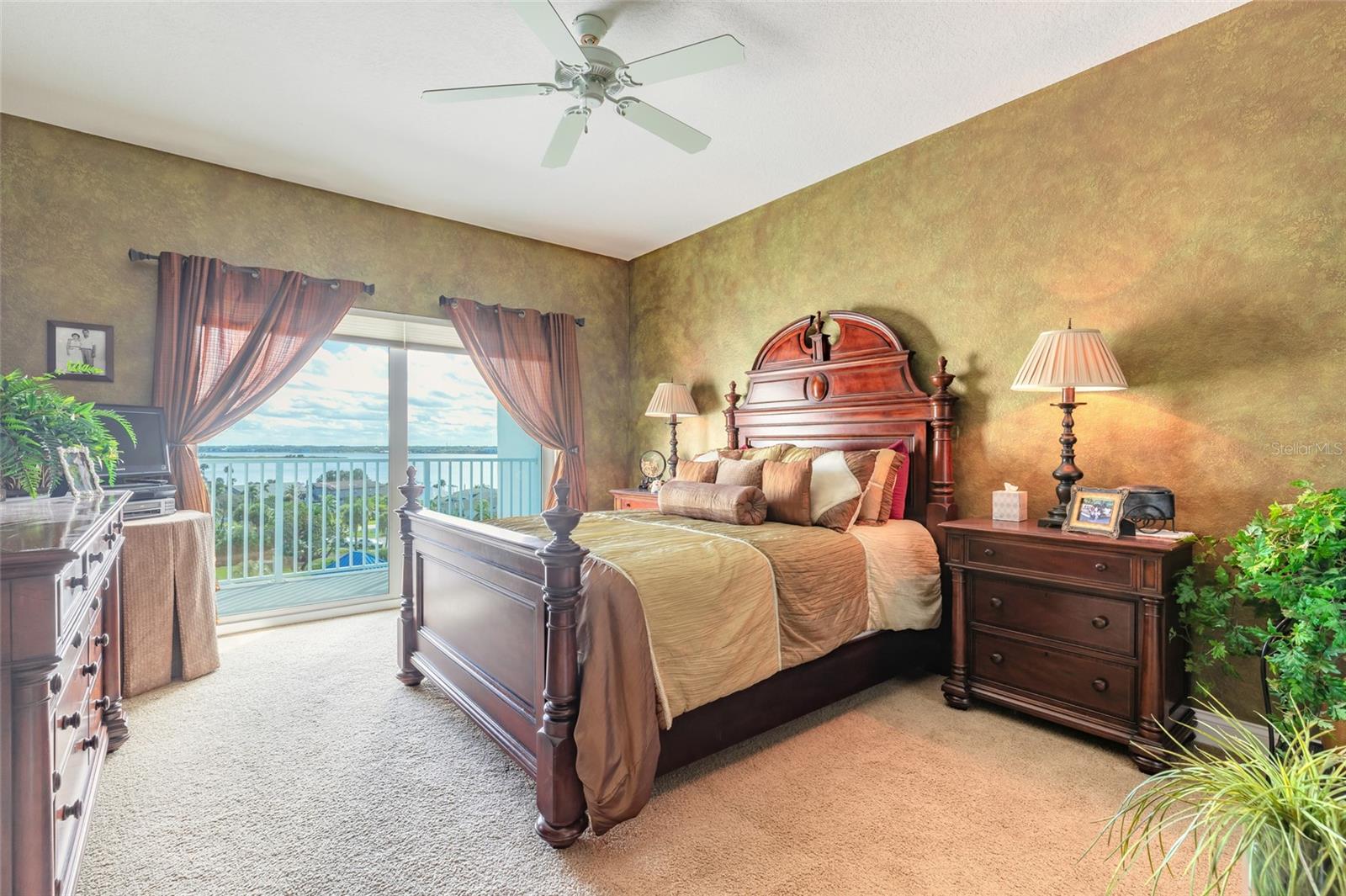 2 OCEANS WEST BOULEVARD, #700, Daytona Beach Shores, FL 32118