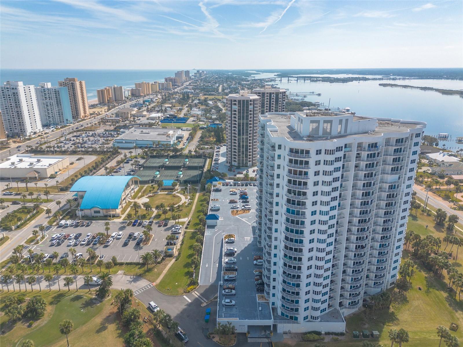 2 OCEANS WEST BOULEVARD, #700, Daytona Beach Shores, FL 32118