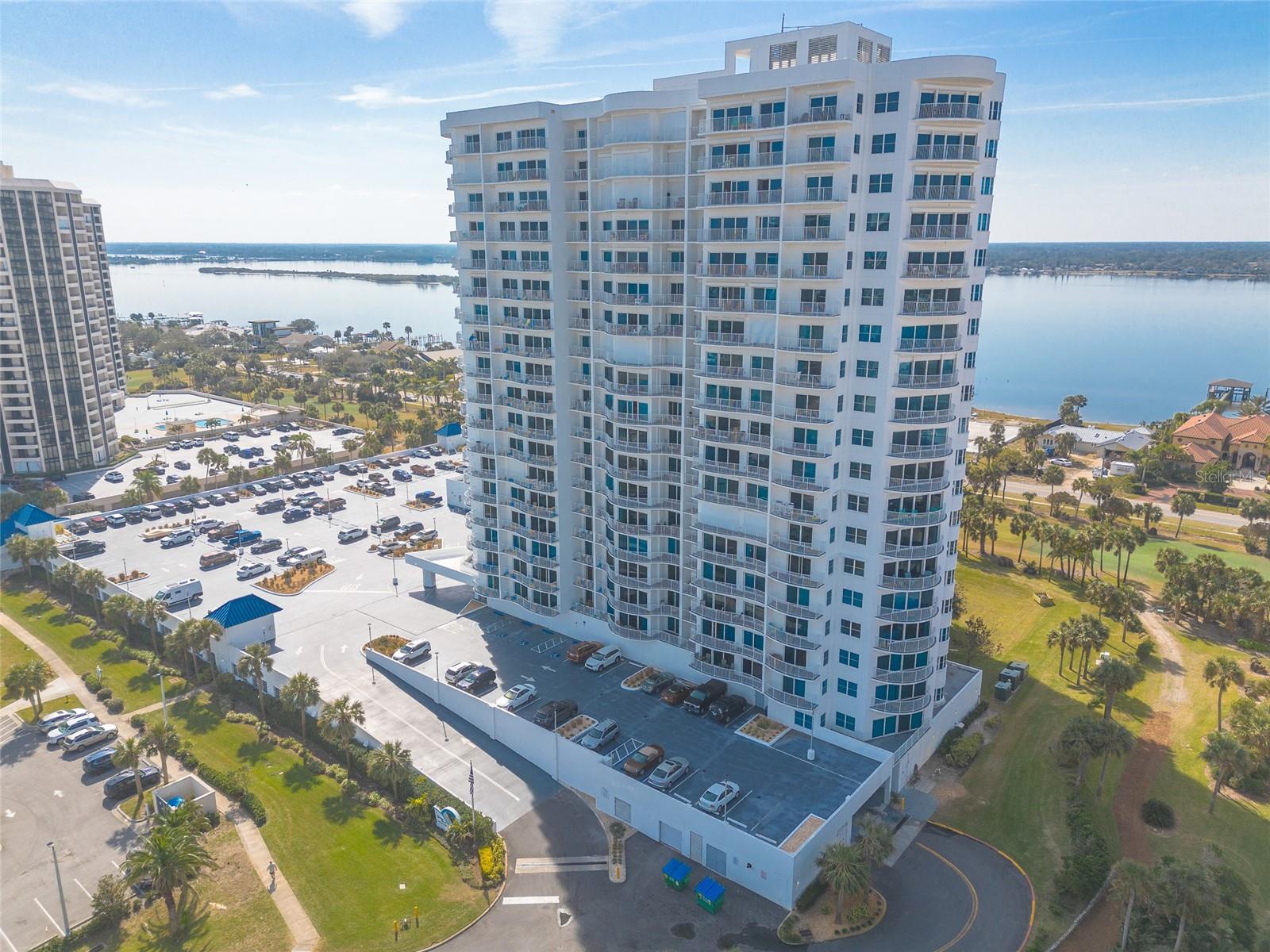 2 OCEANS WEST BOULEVARD, #700, Daytona Beach Shores, FL 32118