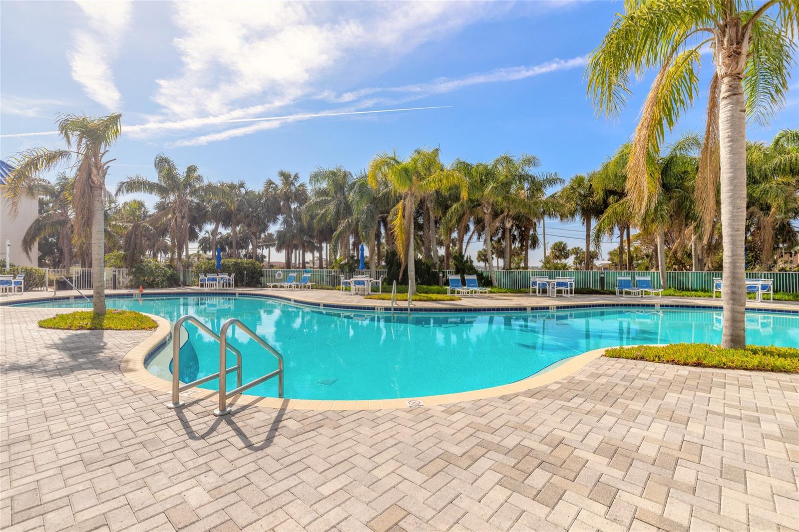2 OCEANS WEST BOULEVARD, #700, Daytona Beach Shores, FL 32118