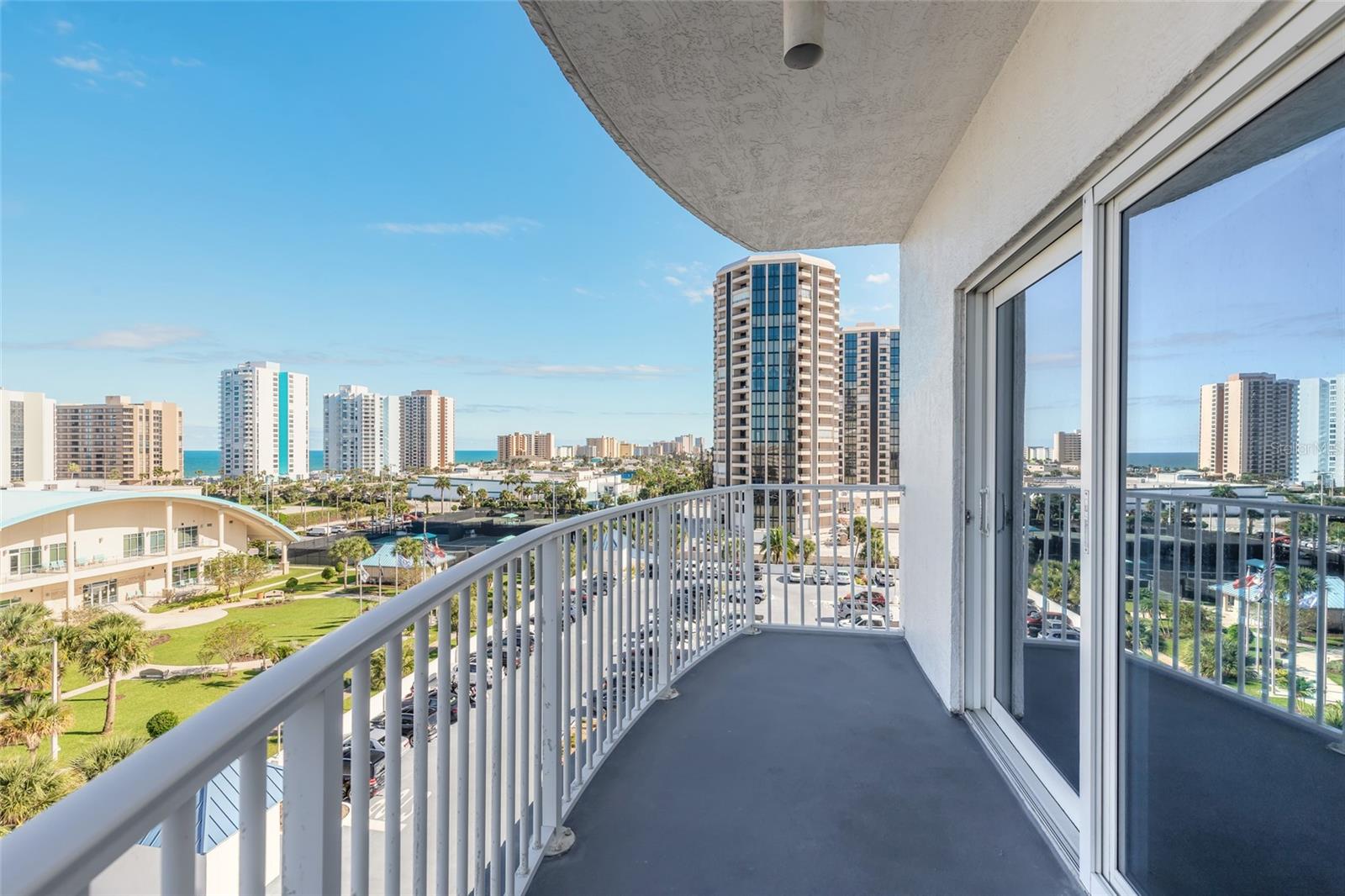 2 OCEANS WEST BOULEVARD, #700, Daytona Beach Shores, FL 32118