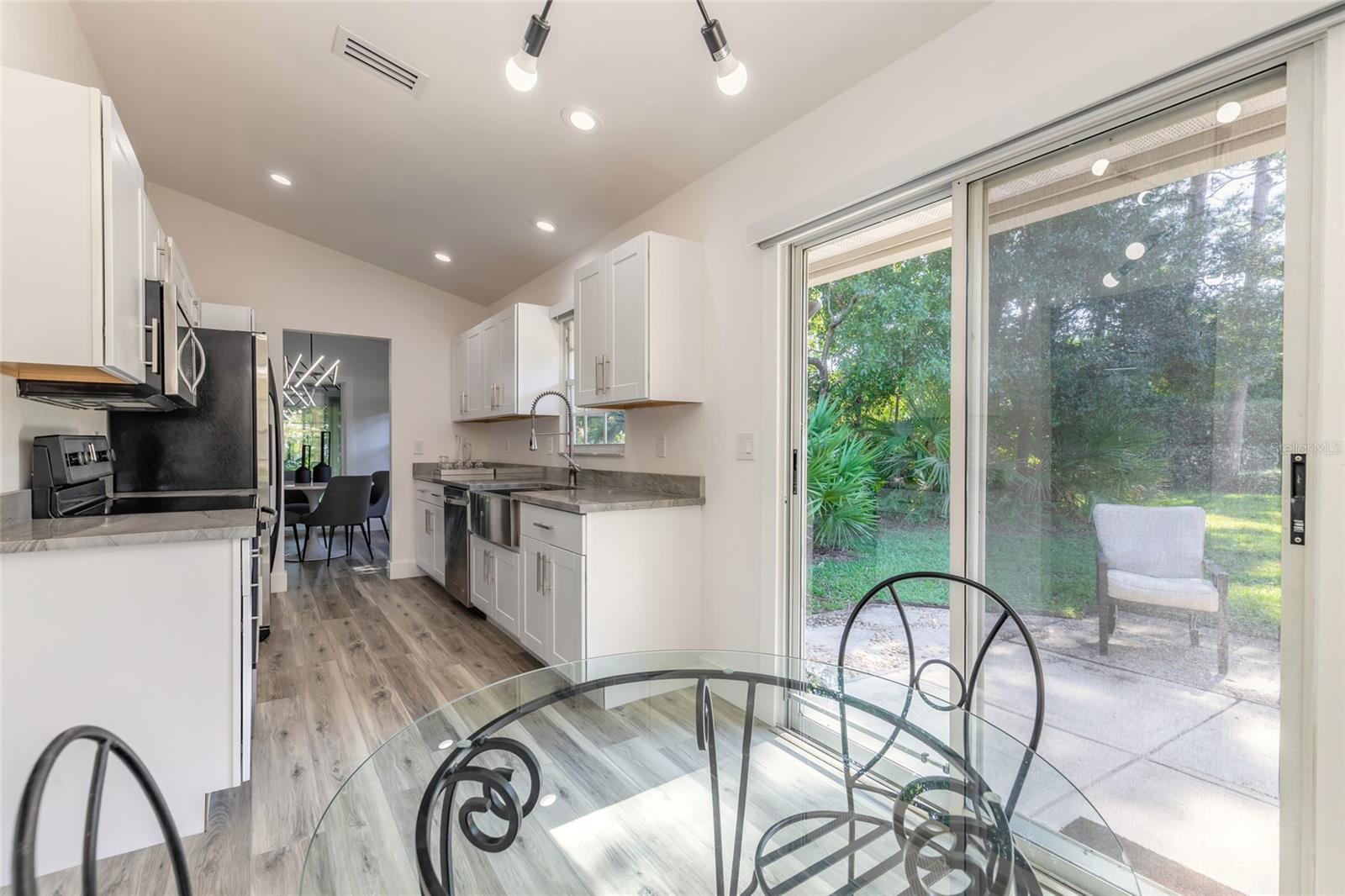 100 FIDDLESTICKS CIRCLE, Daytona Beach, FL 32114