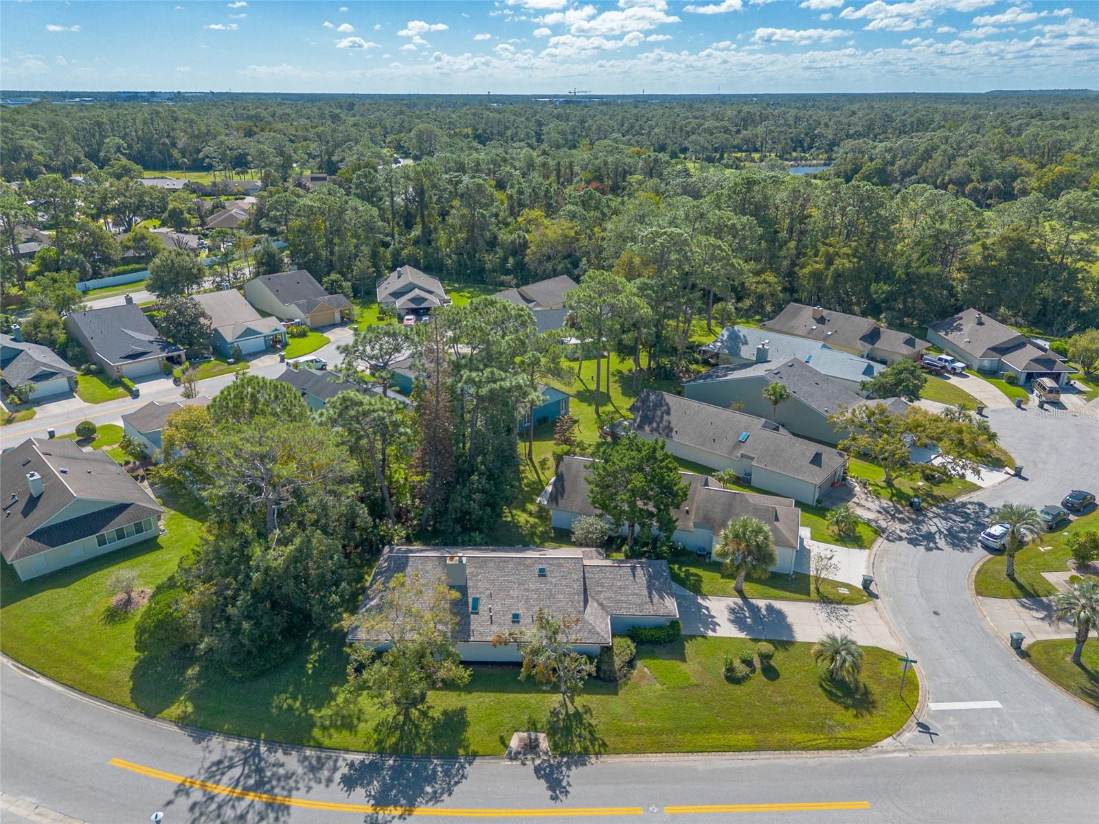 100 FIDDLESTICKS CIRCLE, Daytona Beach, FL 32114