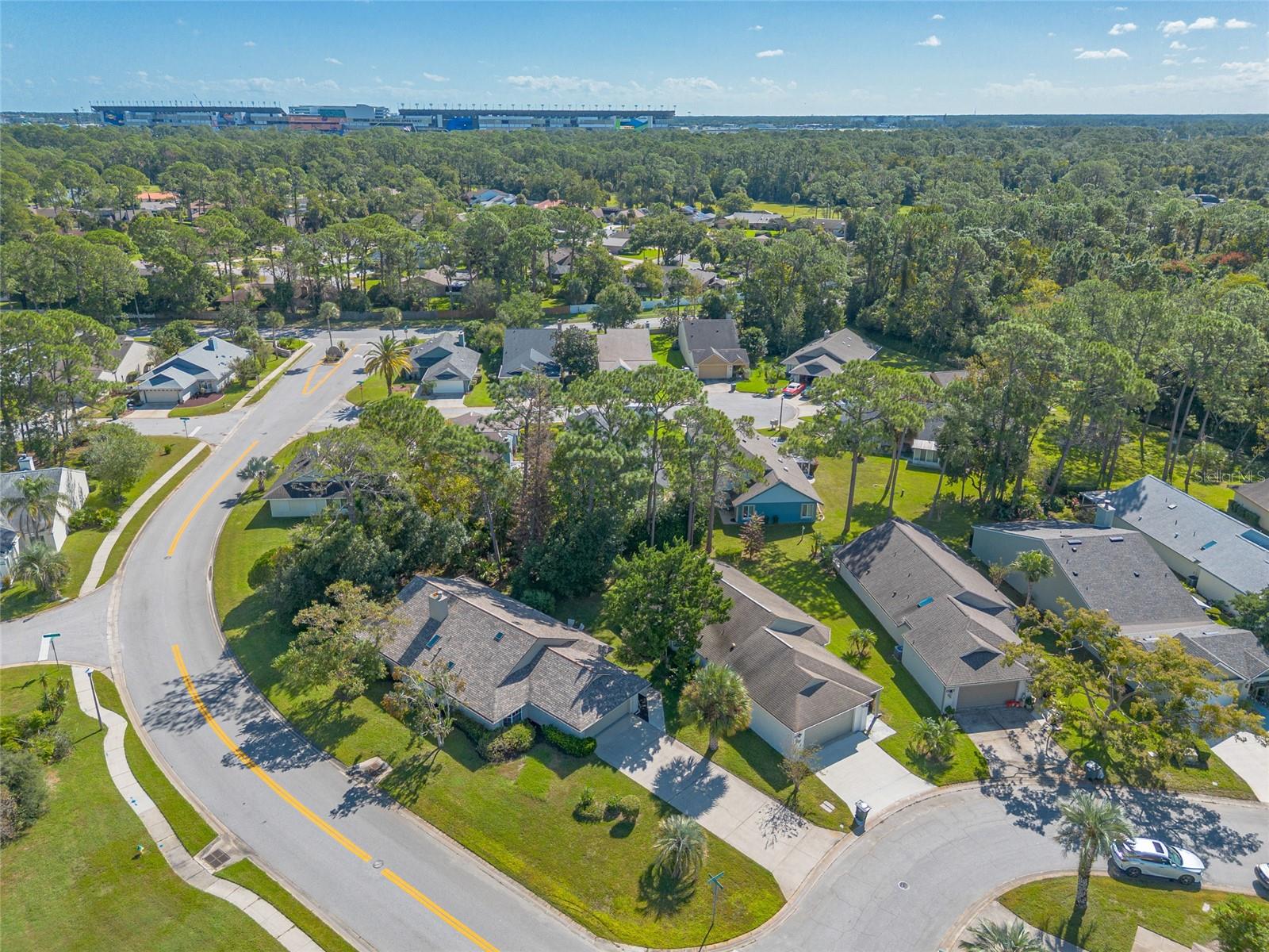 100 FIDDLESTICKS CIRCLE, Daytona Beach, FL 32114