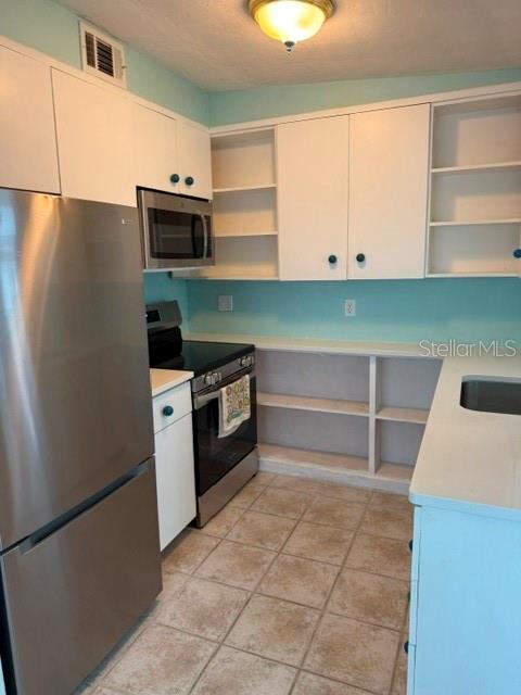 134 W CONNECTICUT, Edgewater, FL 32132