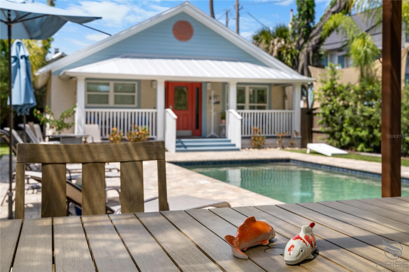 305 LIVE OAK, New Smyrna Beach, FL 32168