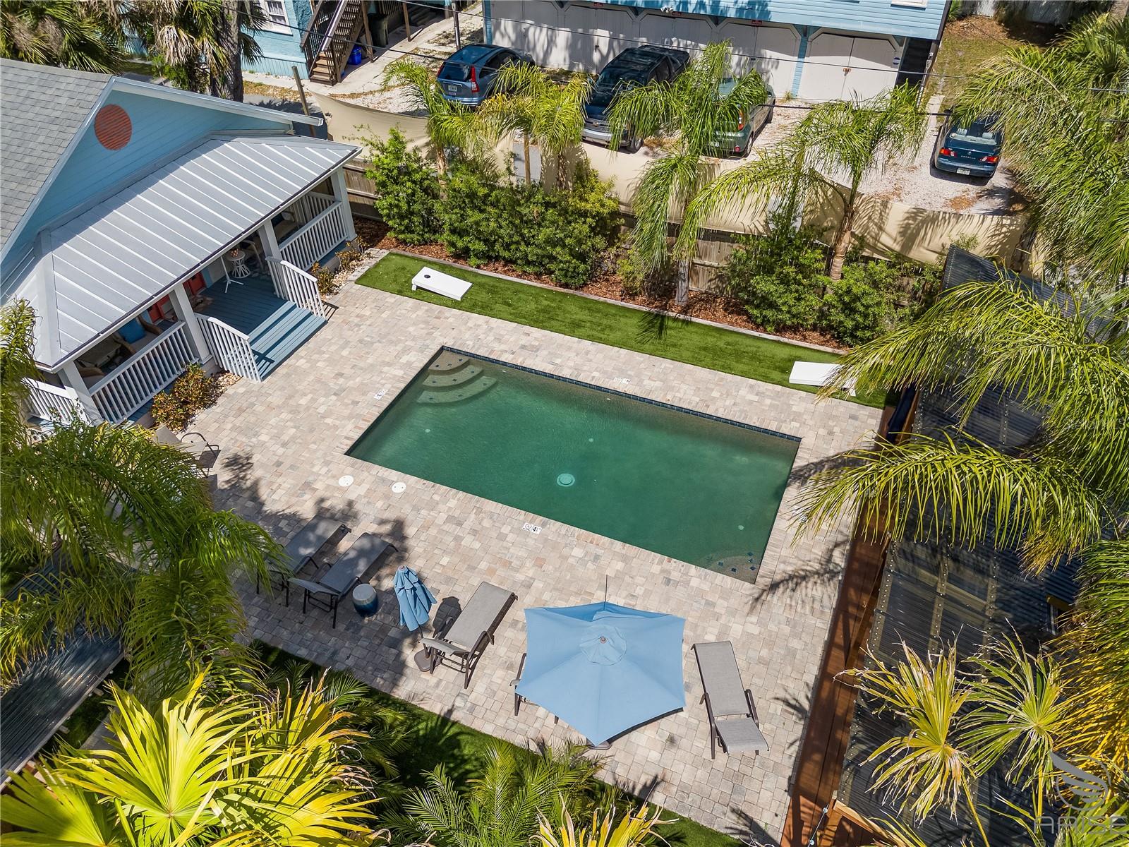 305 LIVE OAK, New Smyrna Beach, FL 32168