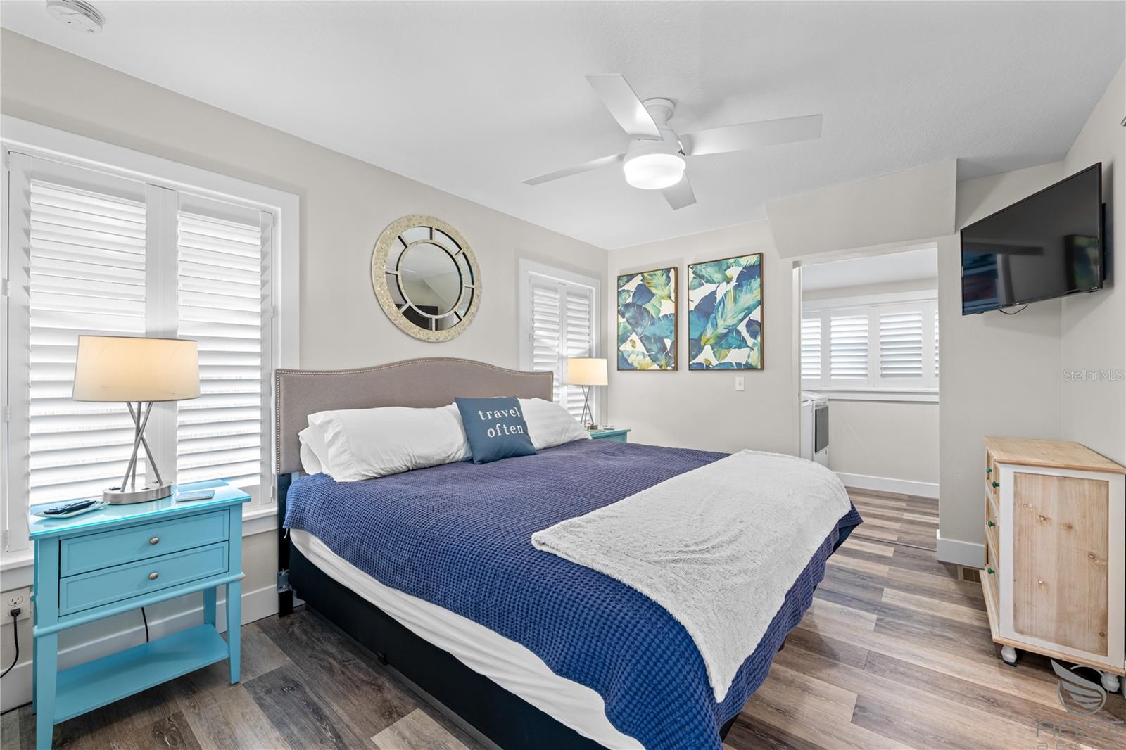 305 LIVE OAK, New Smyrna Beach, FL 32168