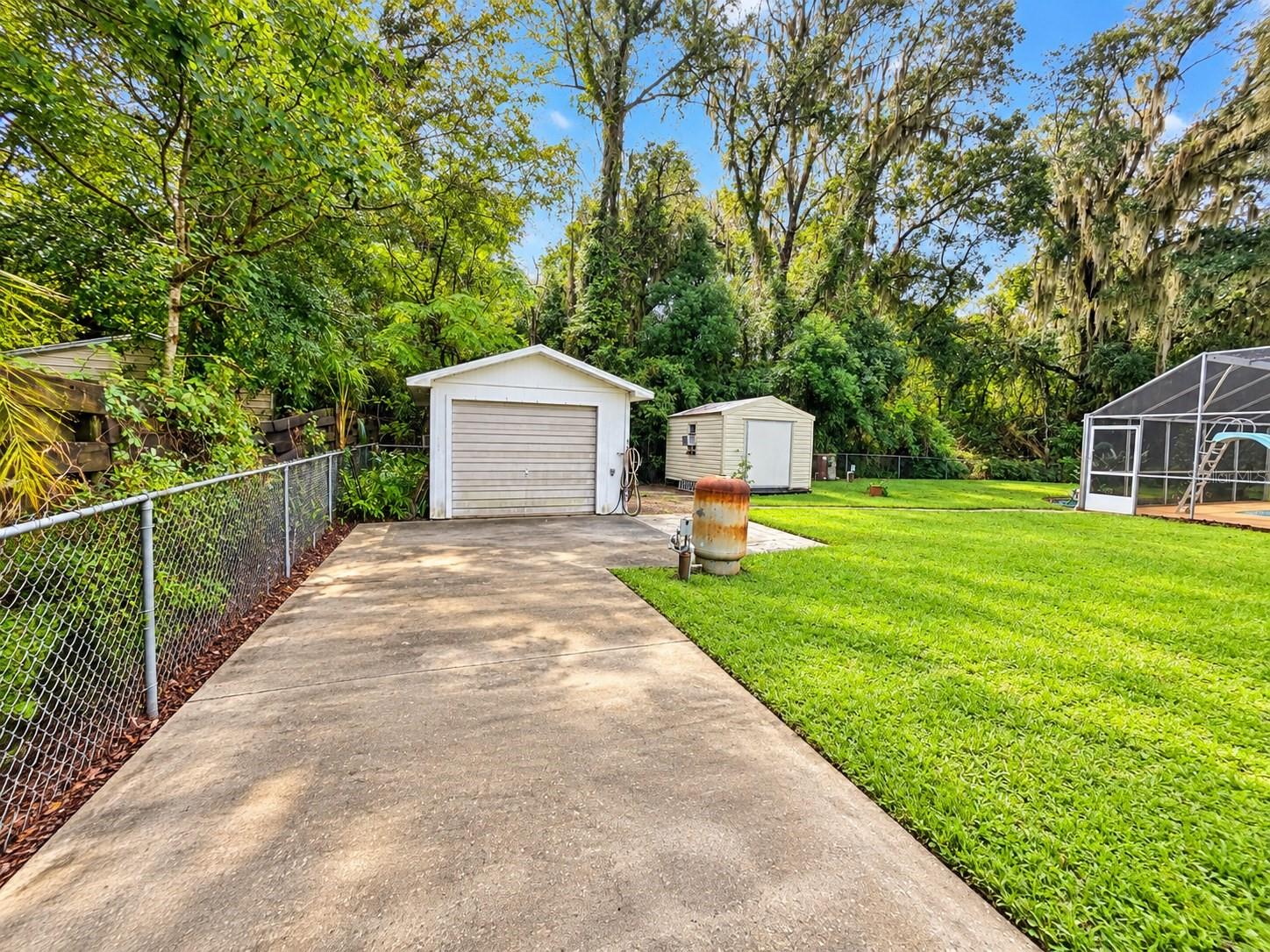 2248 TROPICAL TERRACE, Deland, FL 32724