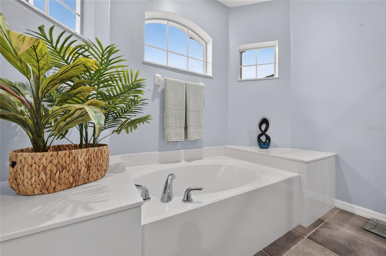 481 LUNA BELLA LANE, New Smyrna Beach, FL 32168