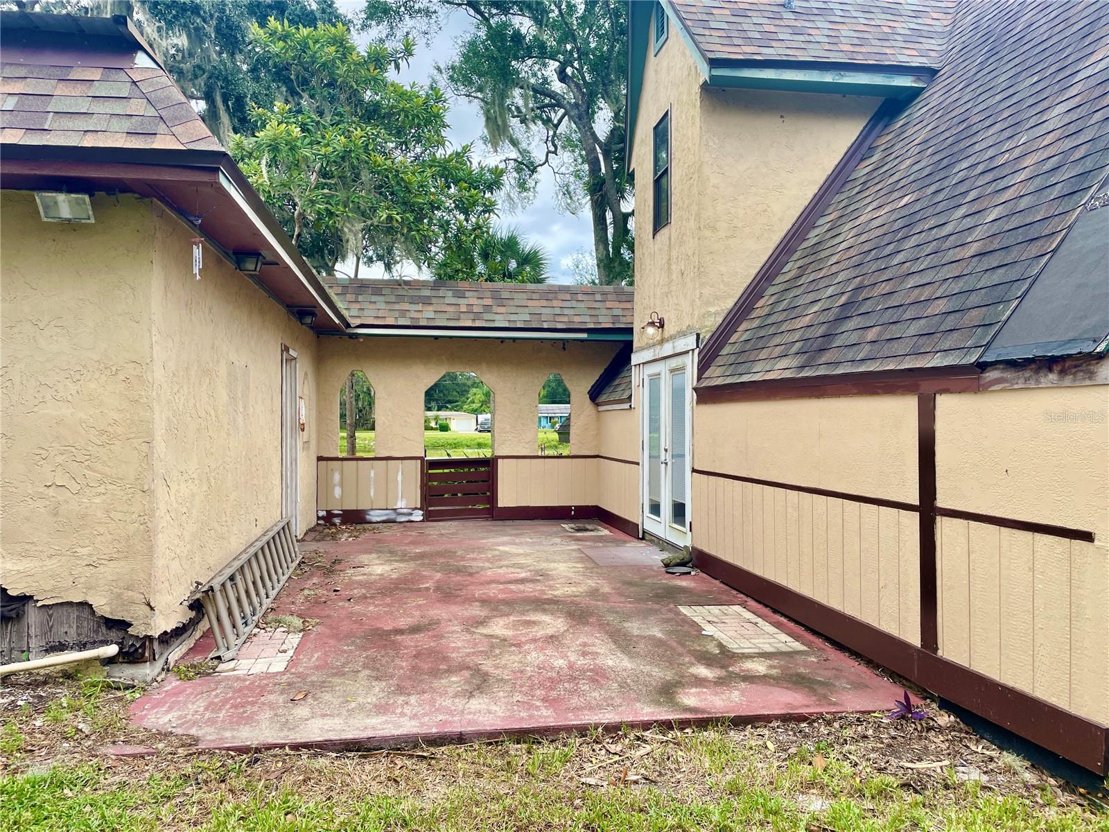 2016 LIME TREE DRIVE, Edgewater, FL 32141