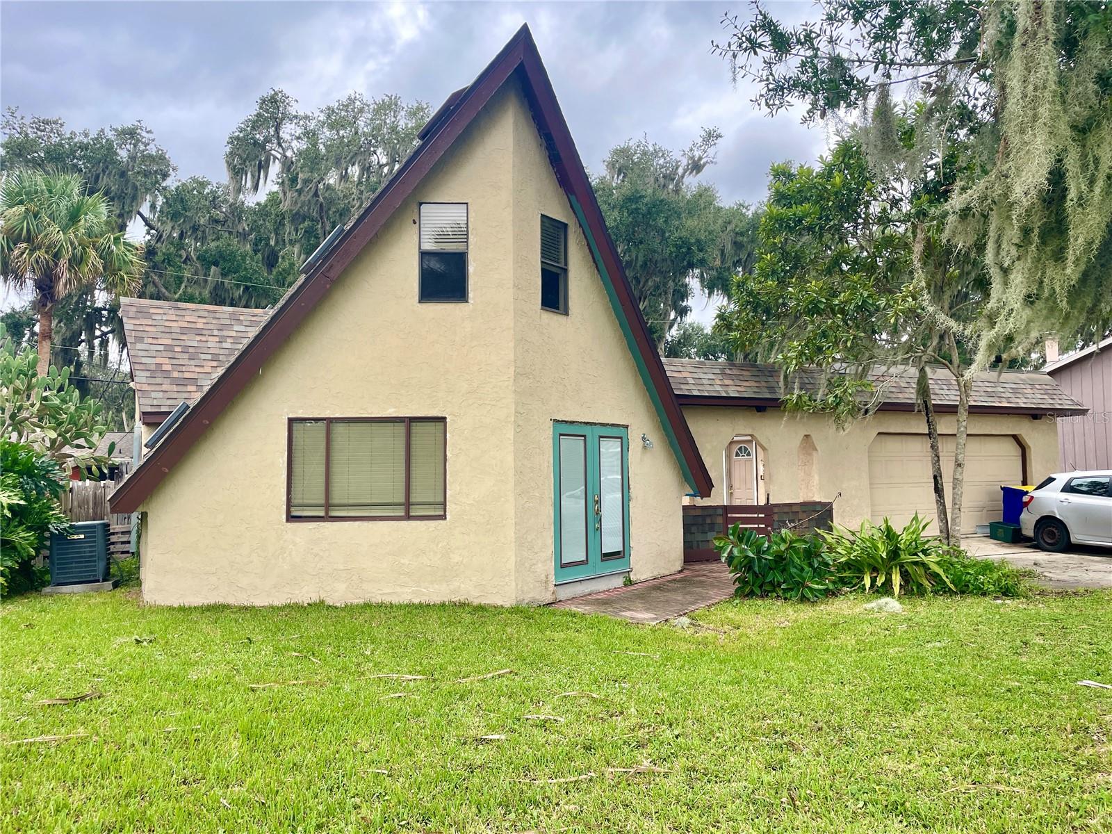 2016 LIME TREE DRIVE, Edgewater, FL 32141