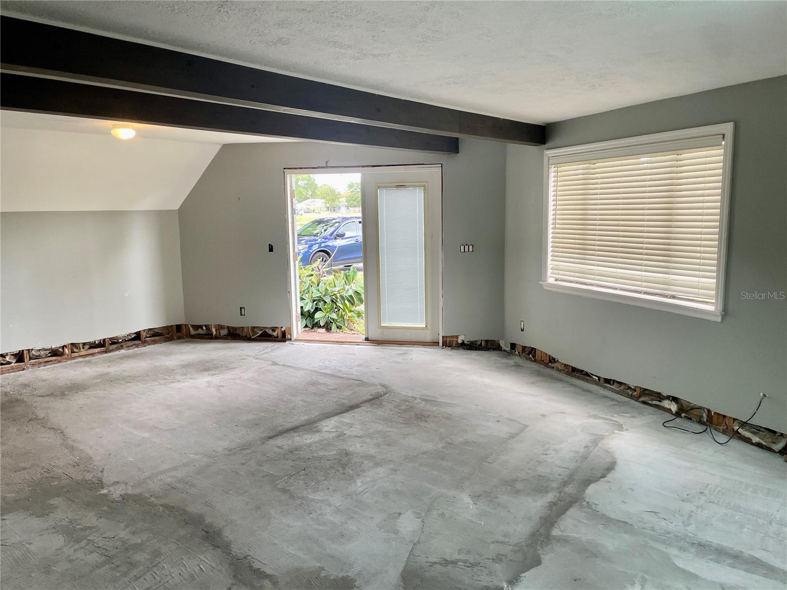 2016 LIME TREE DRIVE, Edgewater, FL 32141