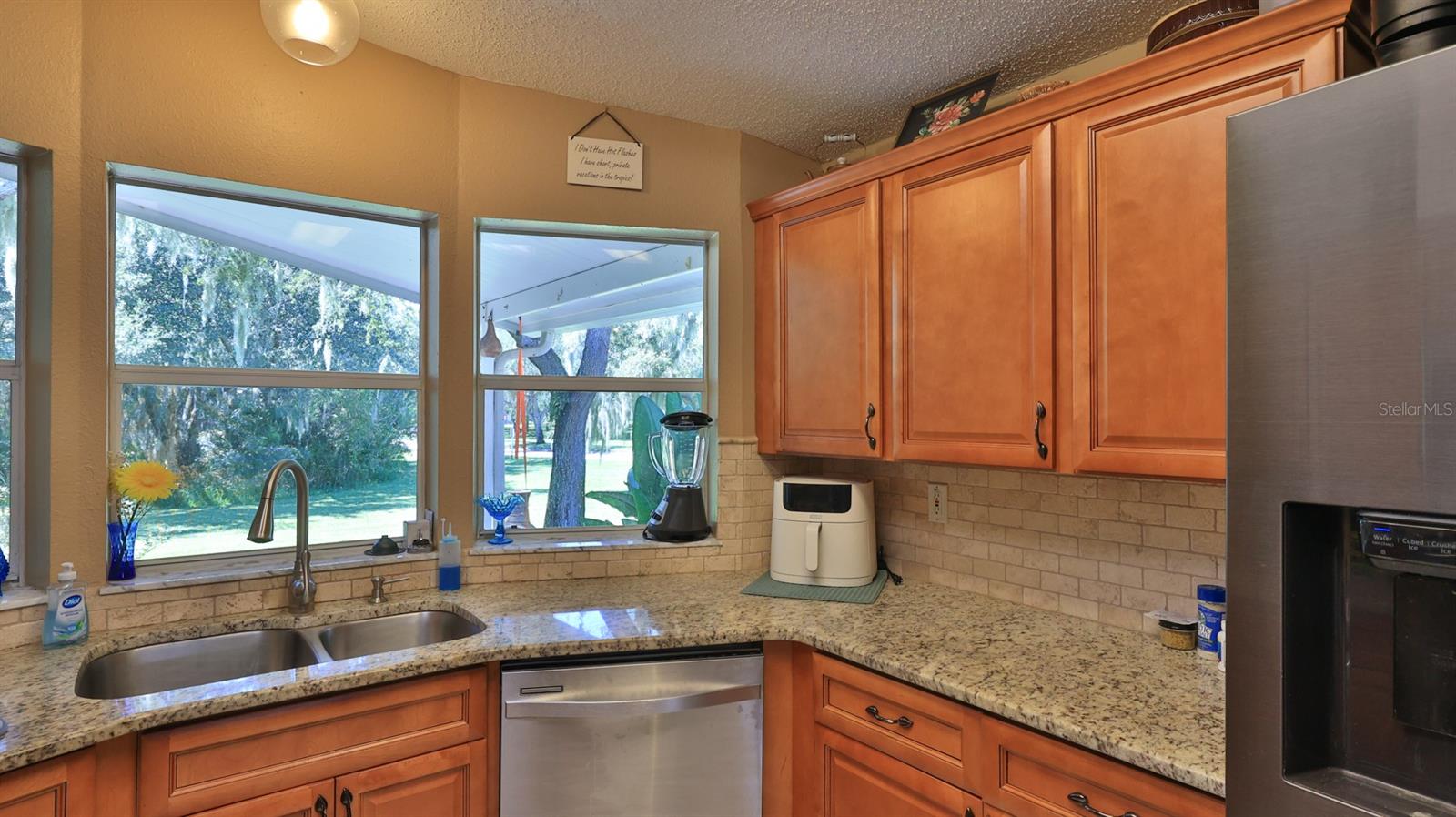 494 SIOUX BOULEVARD, Oak Hill, FL 32759