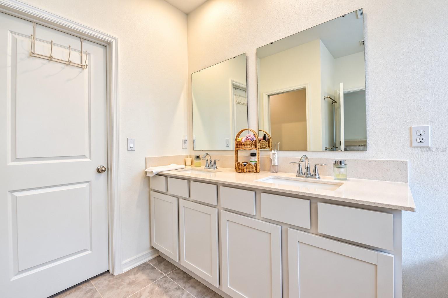 3975 WILLOWBROOK DRIVE, Edgewater, FL 32141