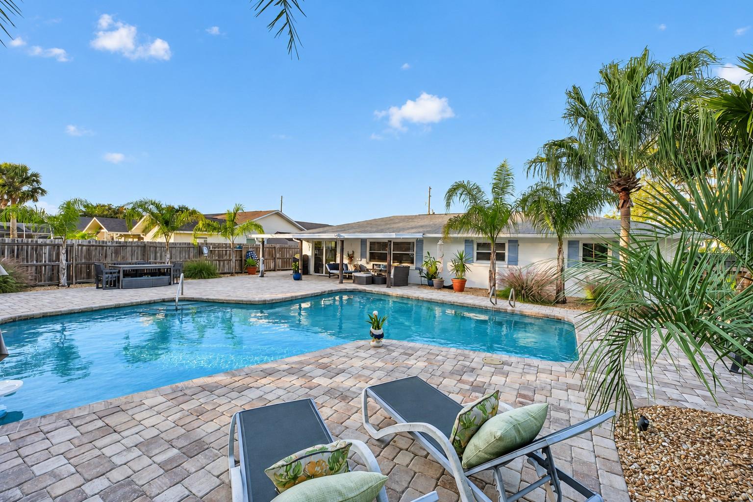 110 CUNNINGHAM DR, New Smyrna Beach, FL 32168