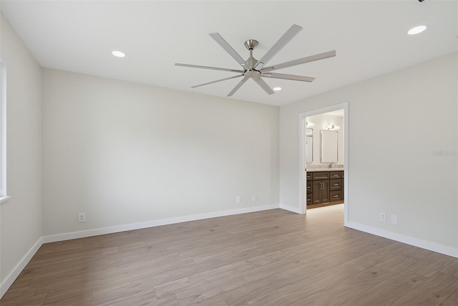 646 YUPON AVENUE, New Smyrna Beach, FL 32169