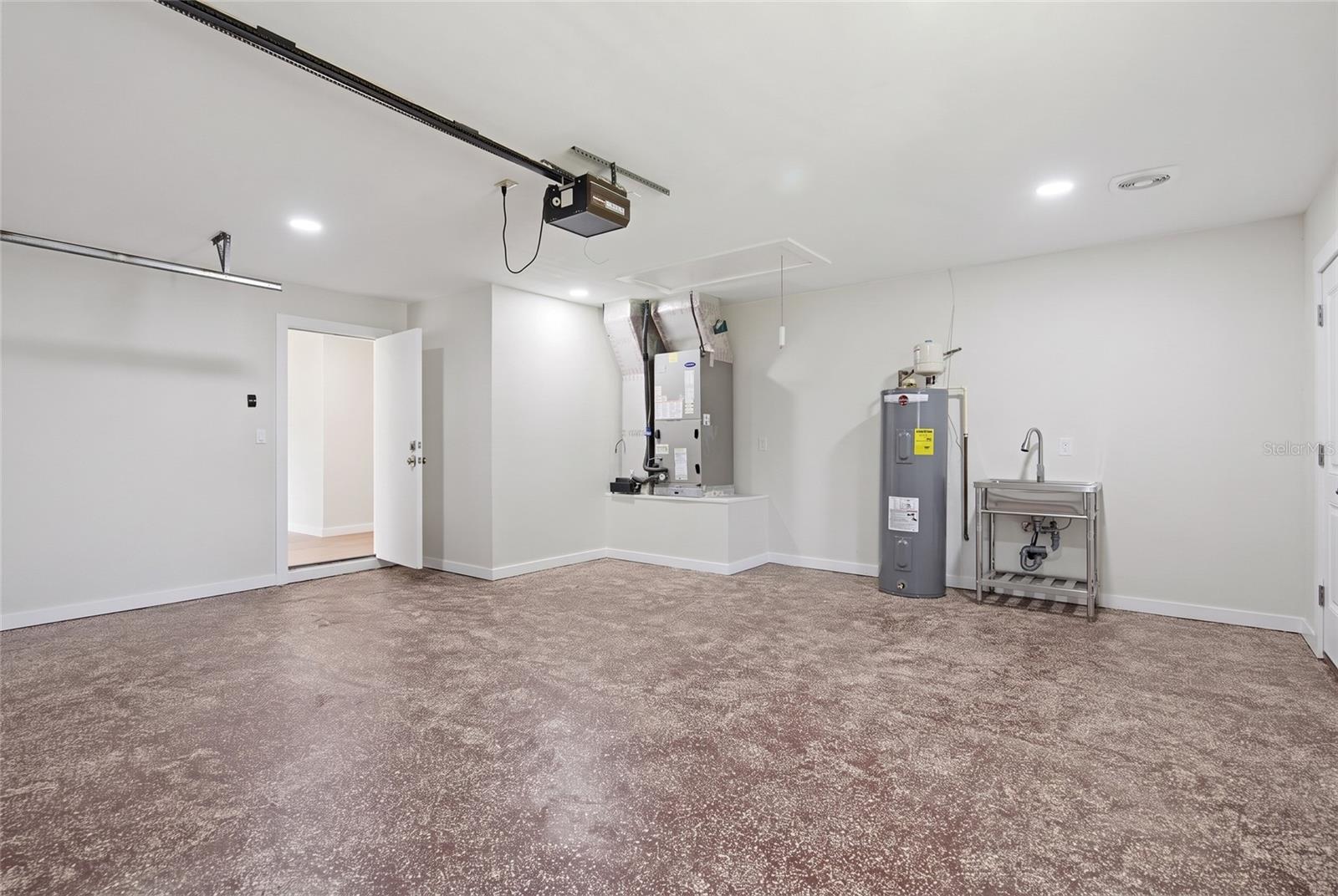 646 YUPON AVENUE, New Smyrna Beach, FL 32169