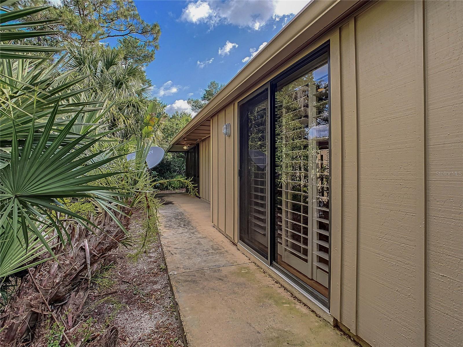 697 SAINT ANDREWS CIRCLE, New Smyrna Beach, FL 32168