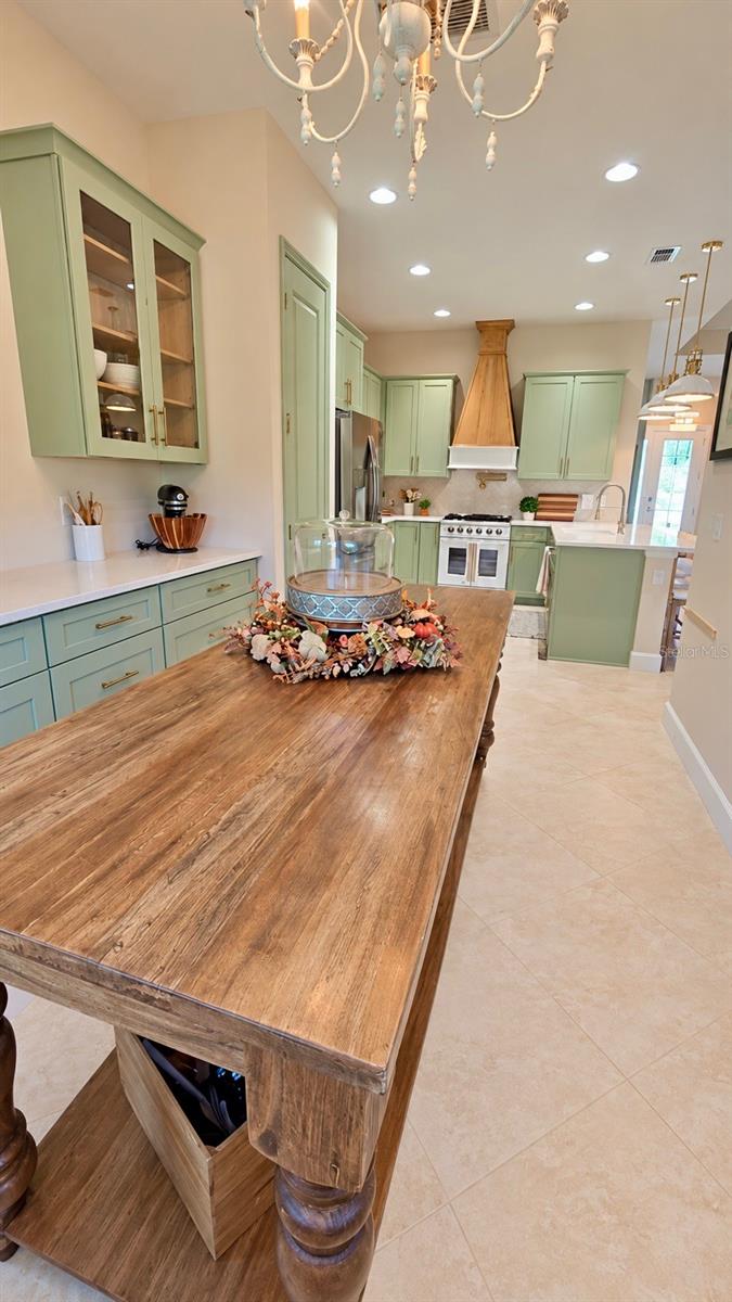 1401 PALISADES LANE, Deland, FL 32724